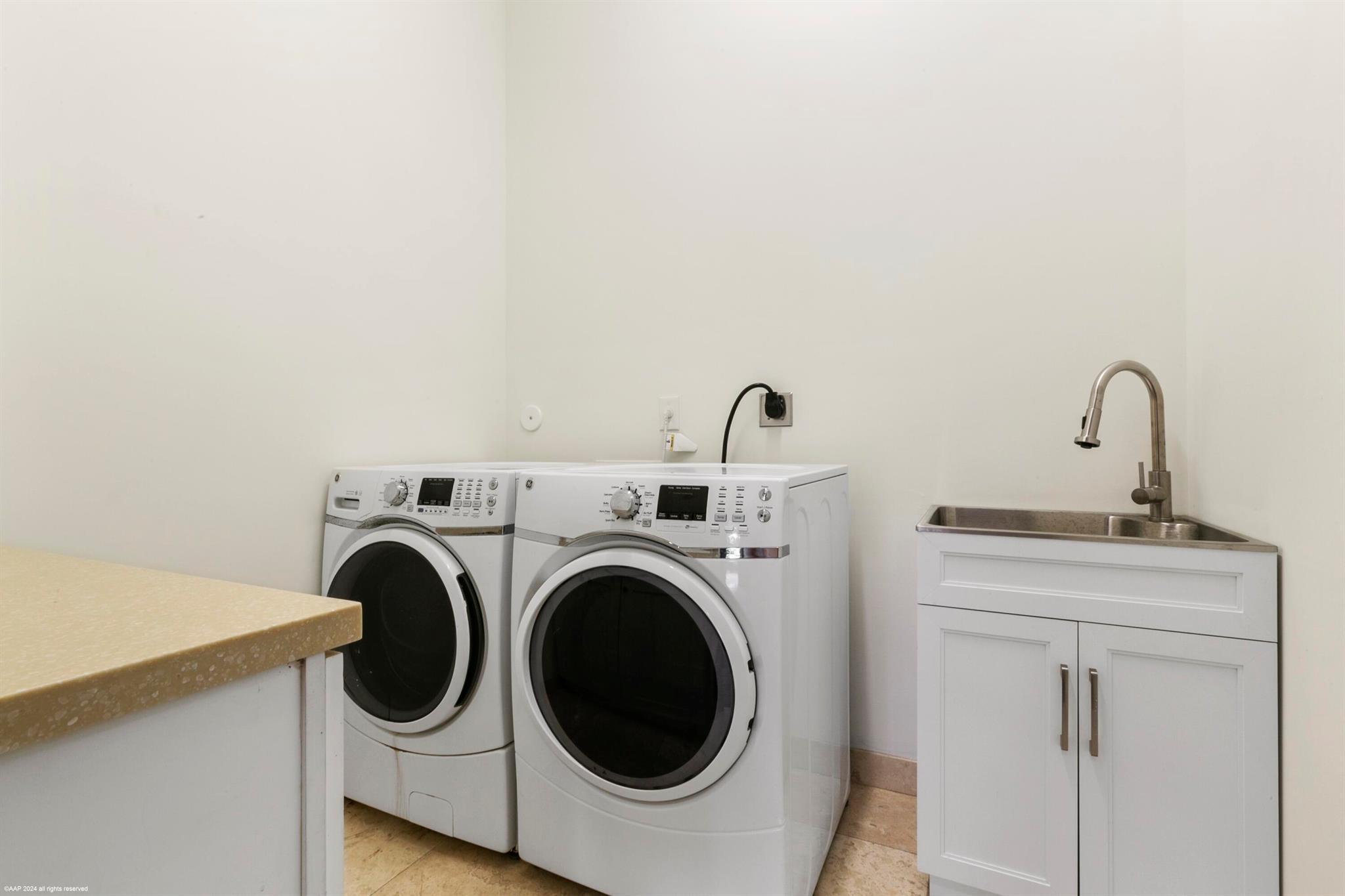 15600 Ocean Breeze Lane