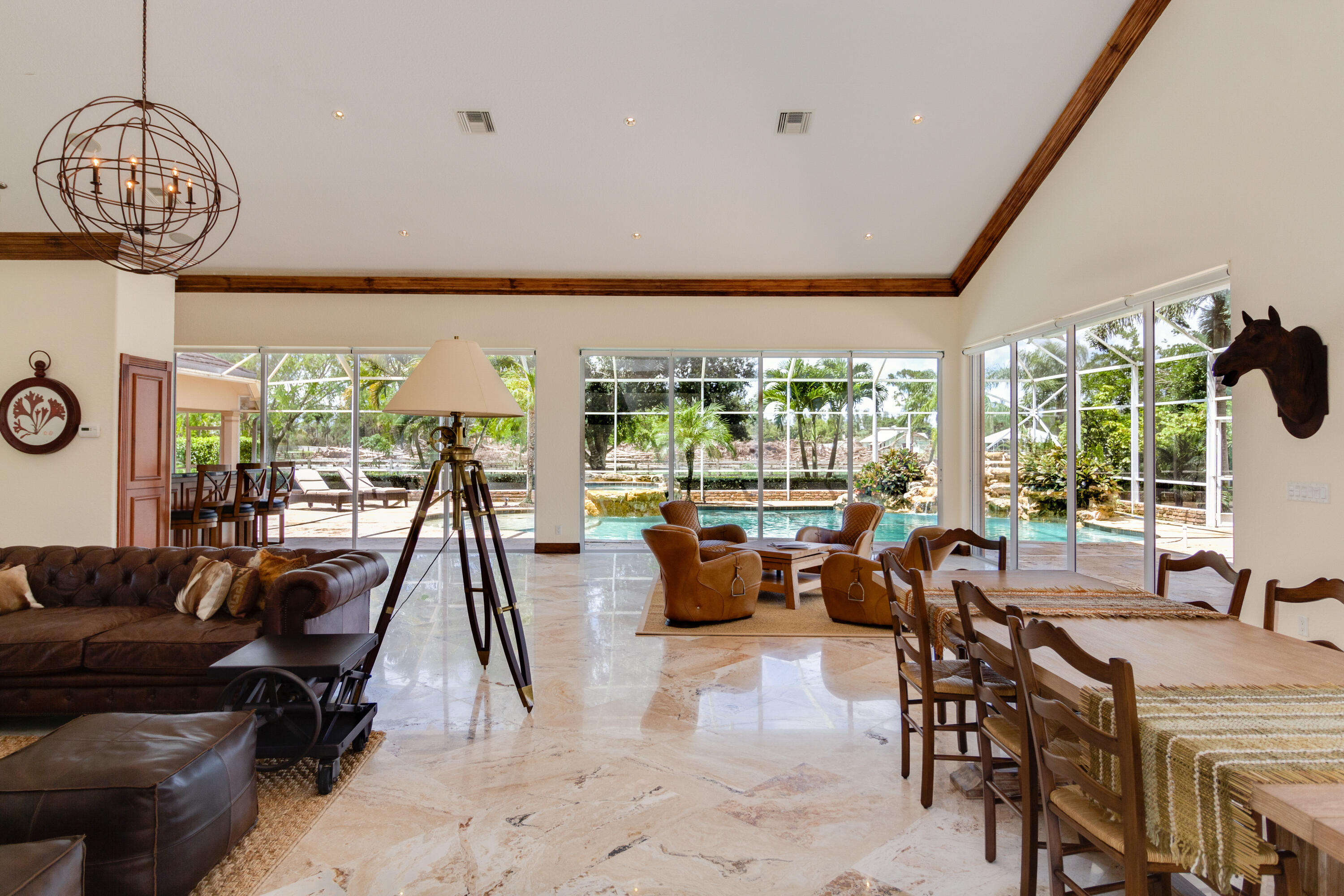 5238 Duckweed Road