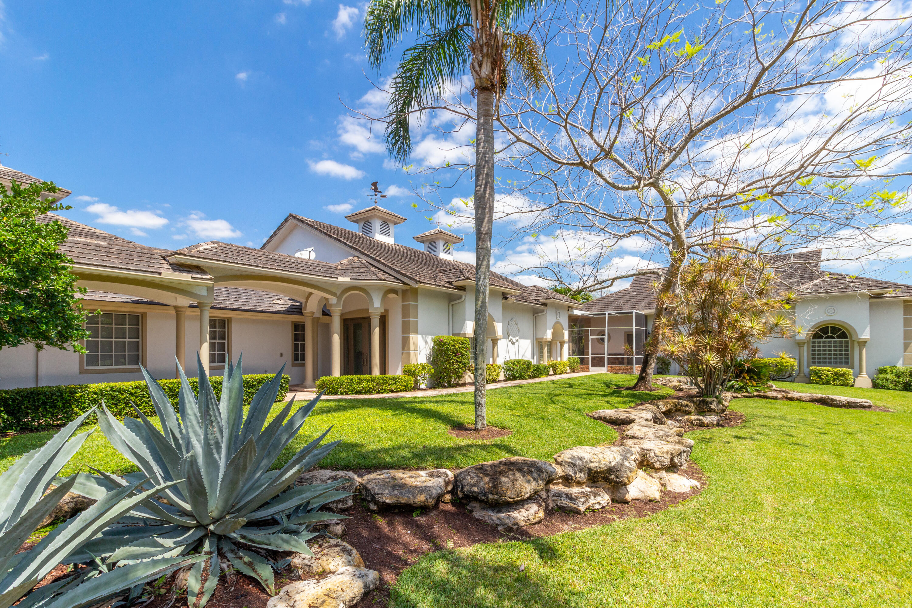5238 Duckweed Road