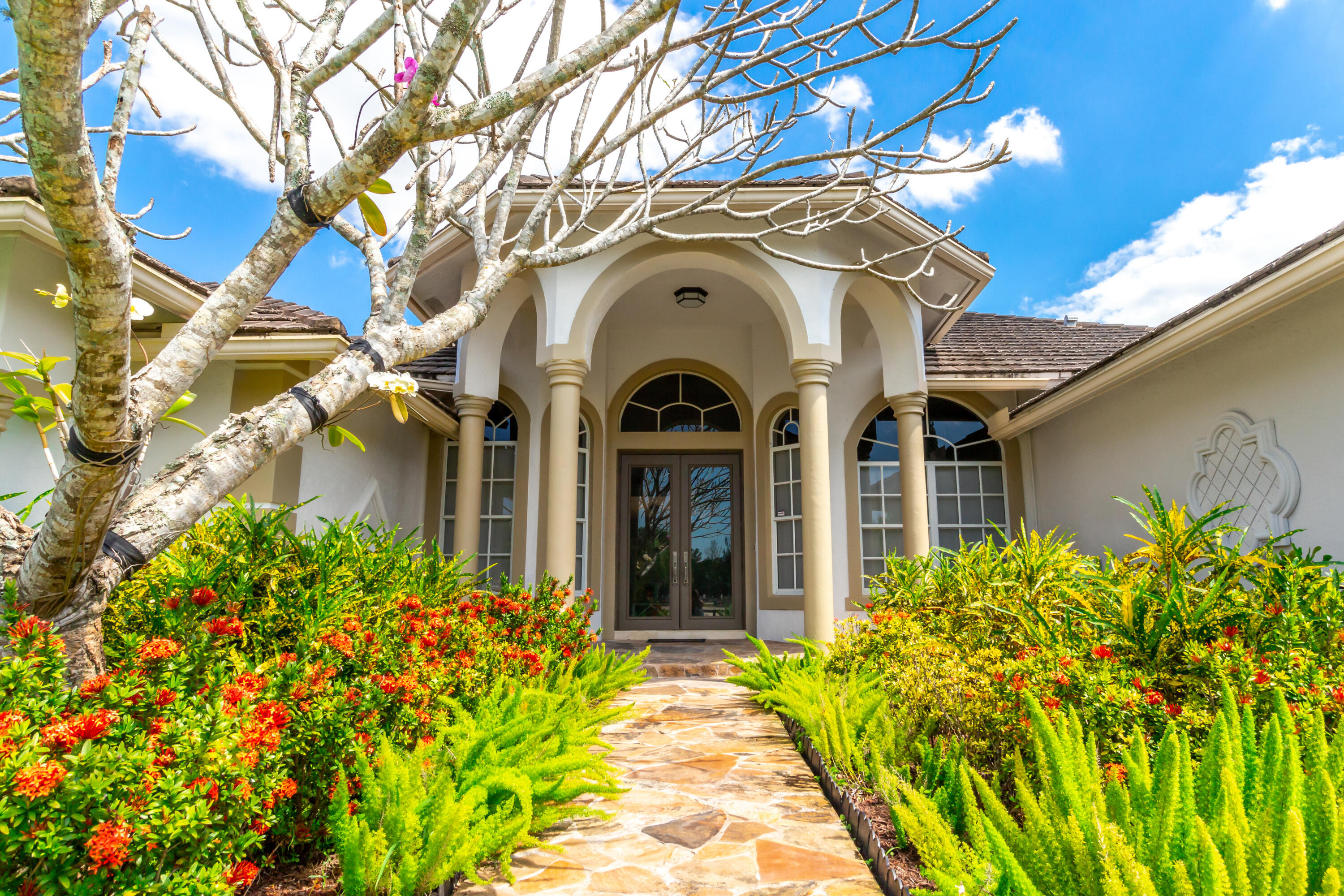 5238 Duckweed Road
