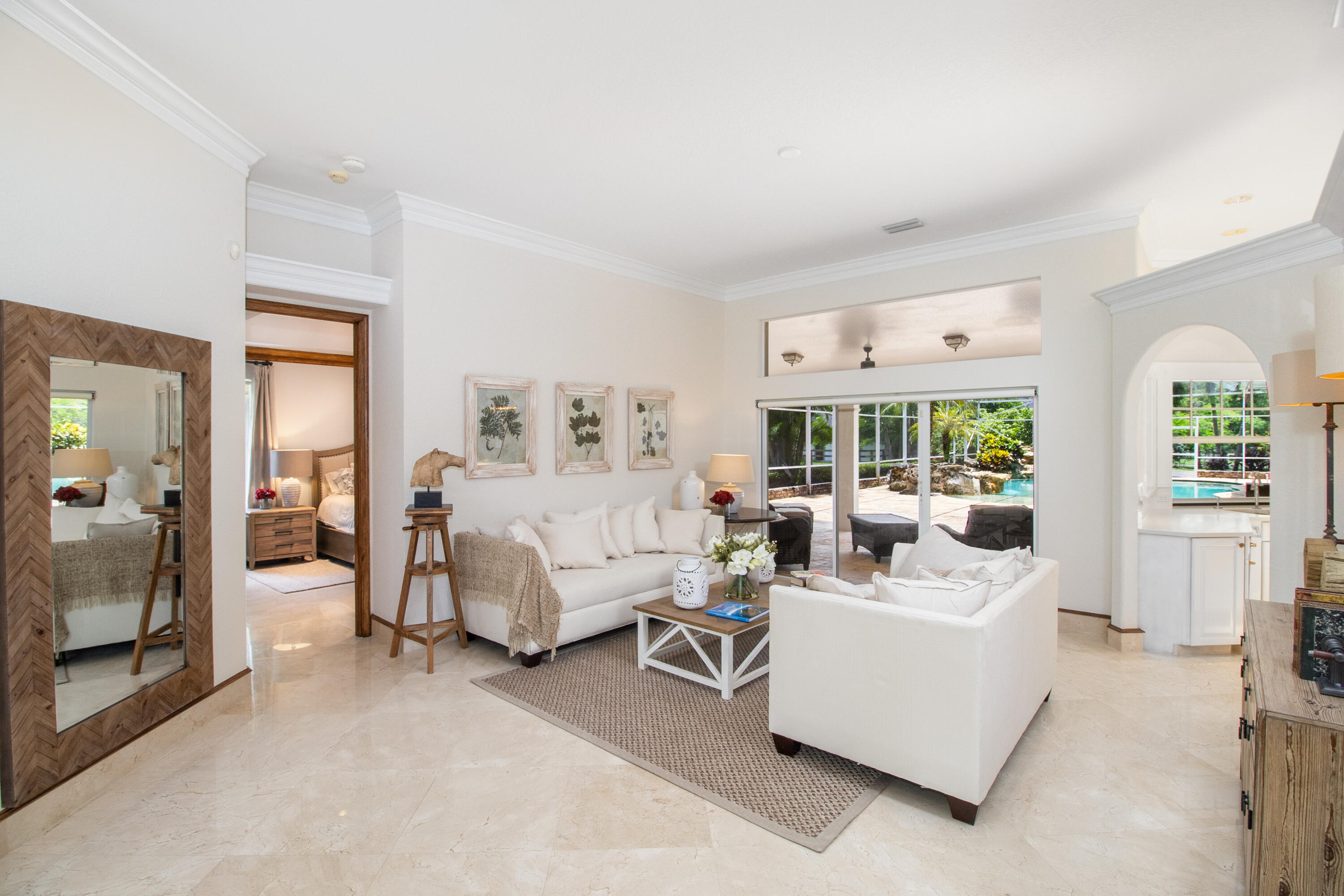5238 Duckweed Road