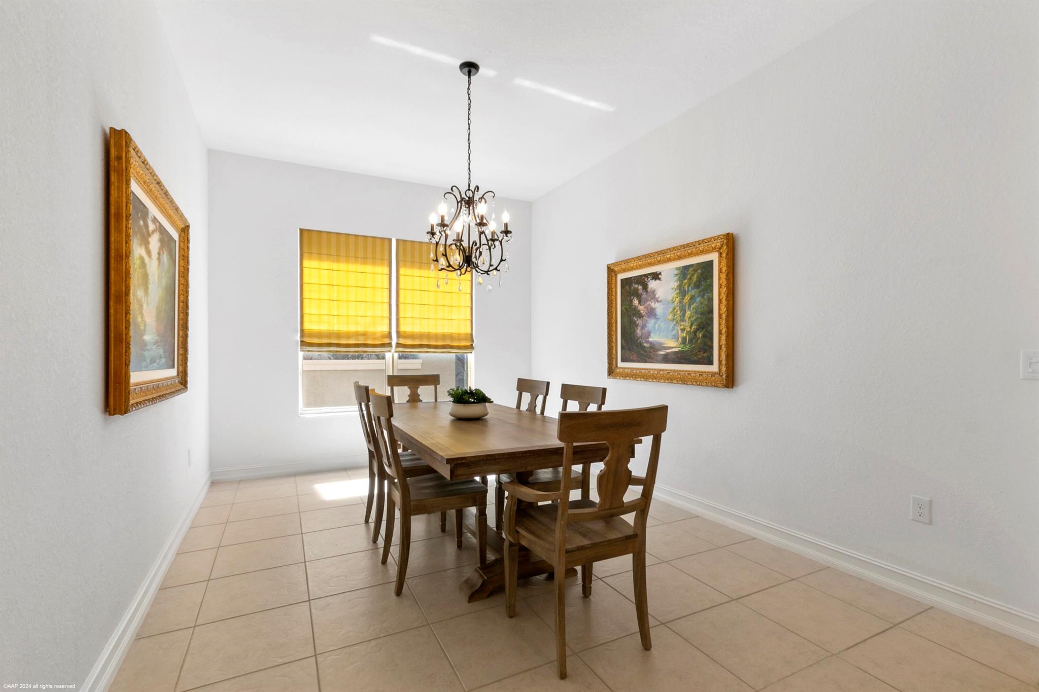 8073 Pinnacle Pass Way