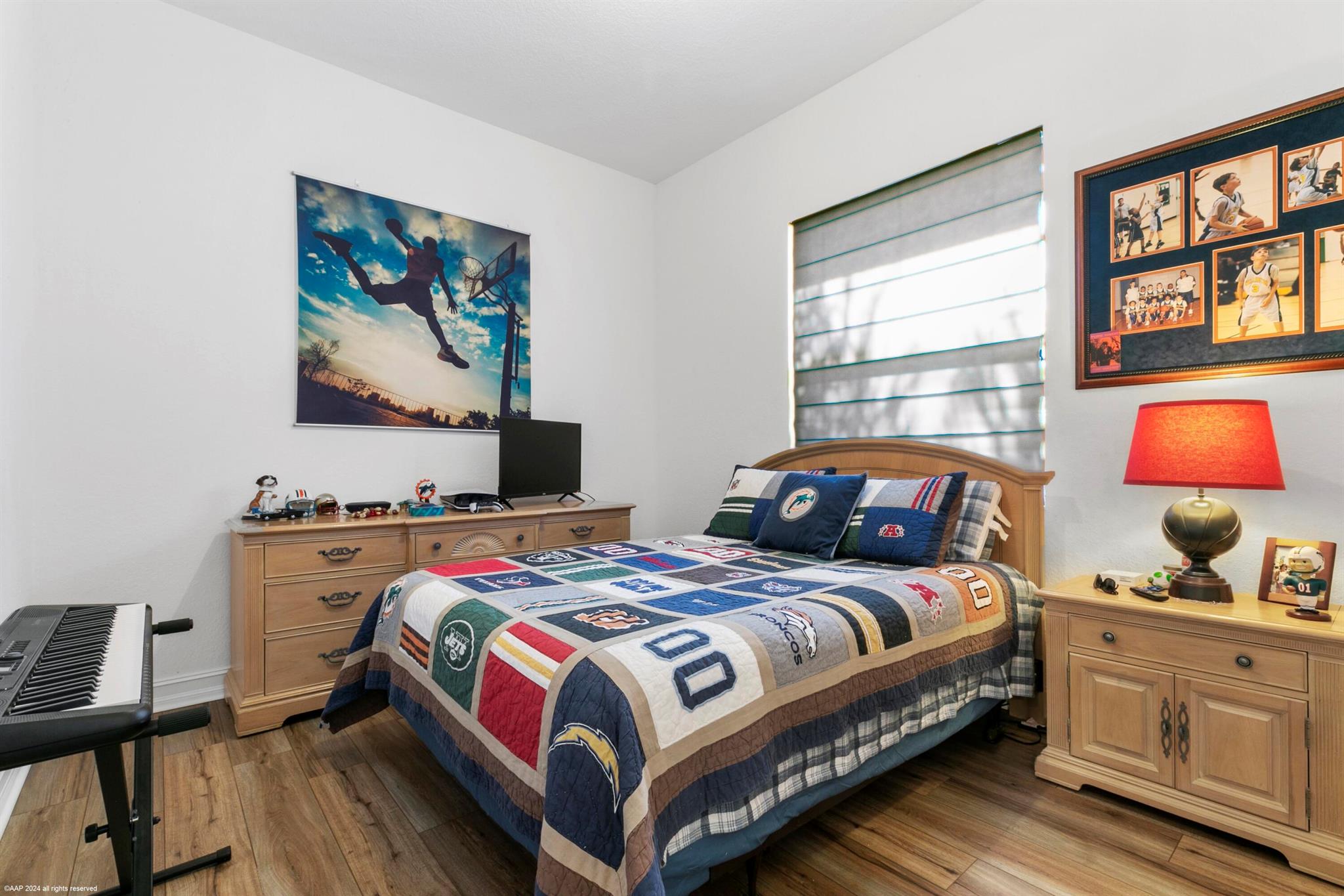 8073 Pinnacle Pass Way