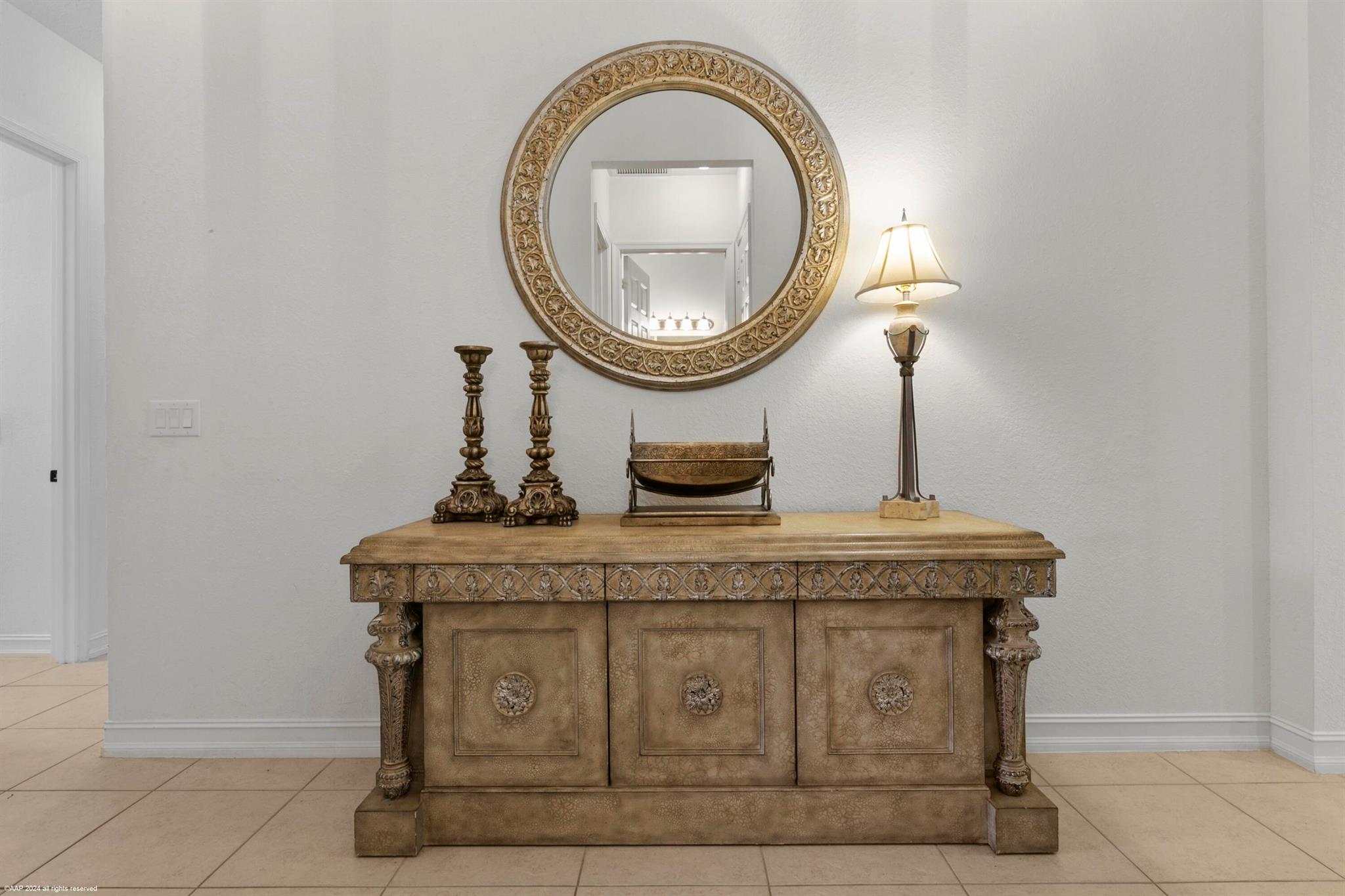 8073 Pinnacle Pass Way