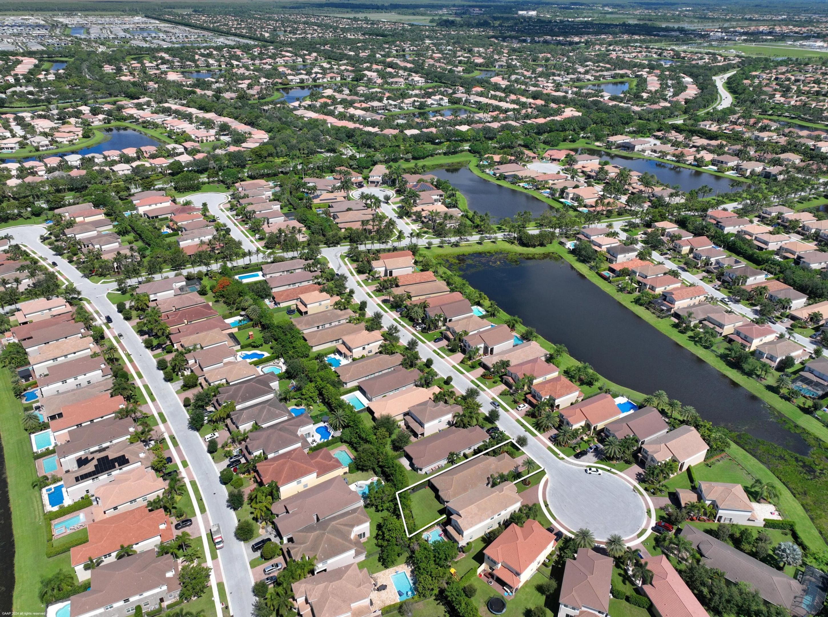 8073 Pinnacle Pass Way