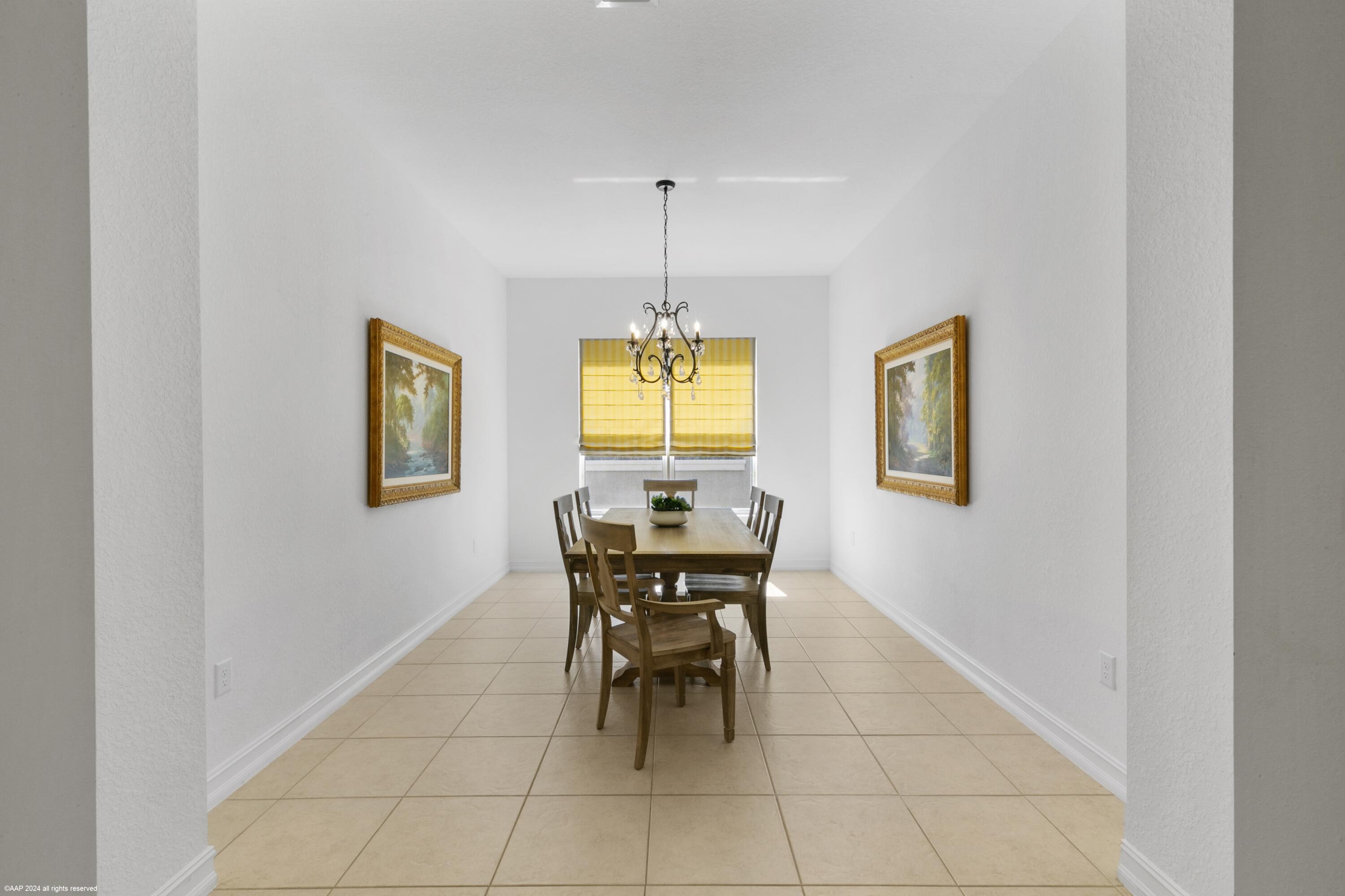 8073 Pinnacle Pass Way