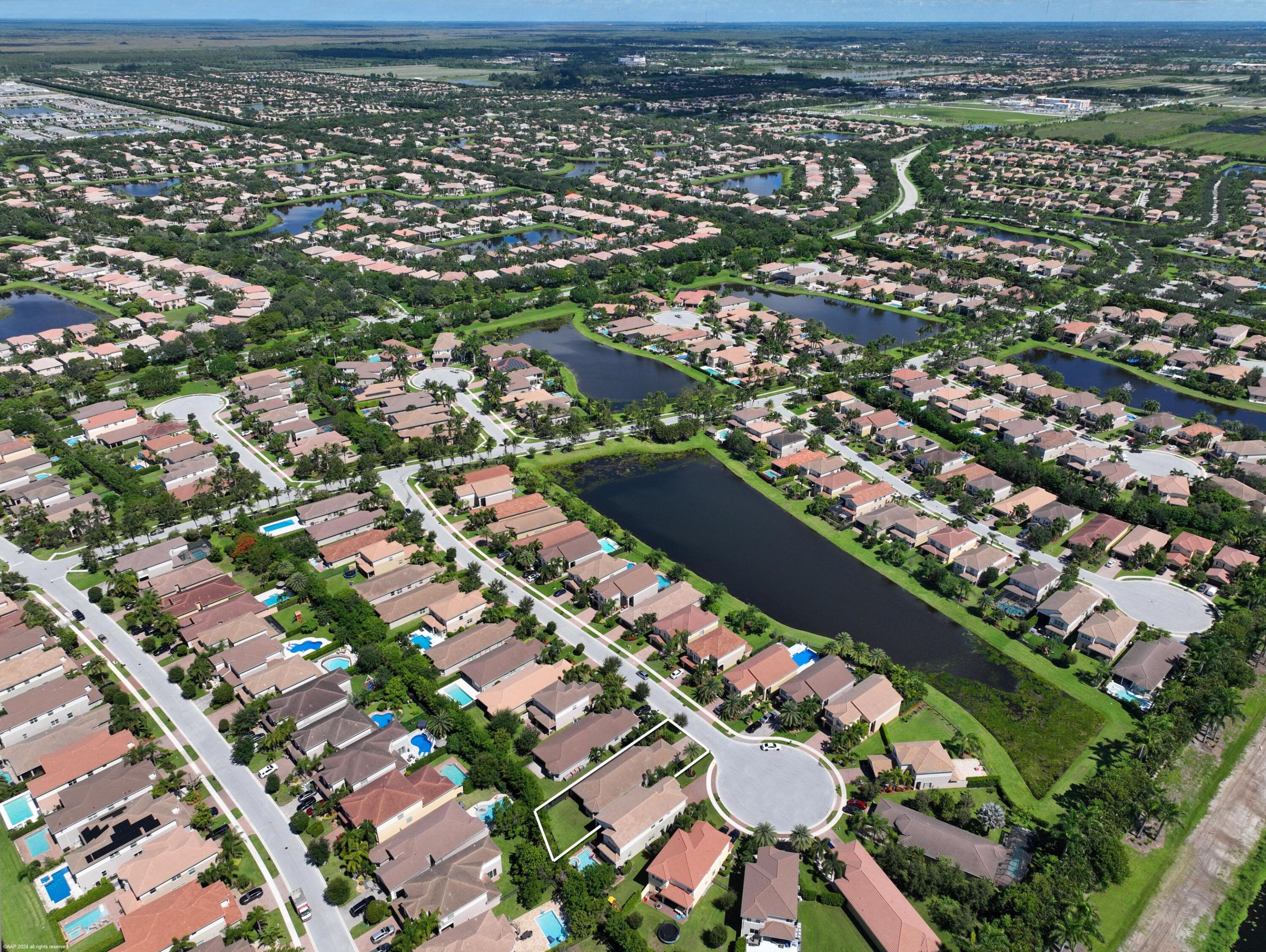 8073 Pinnacle Pass Way