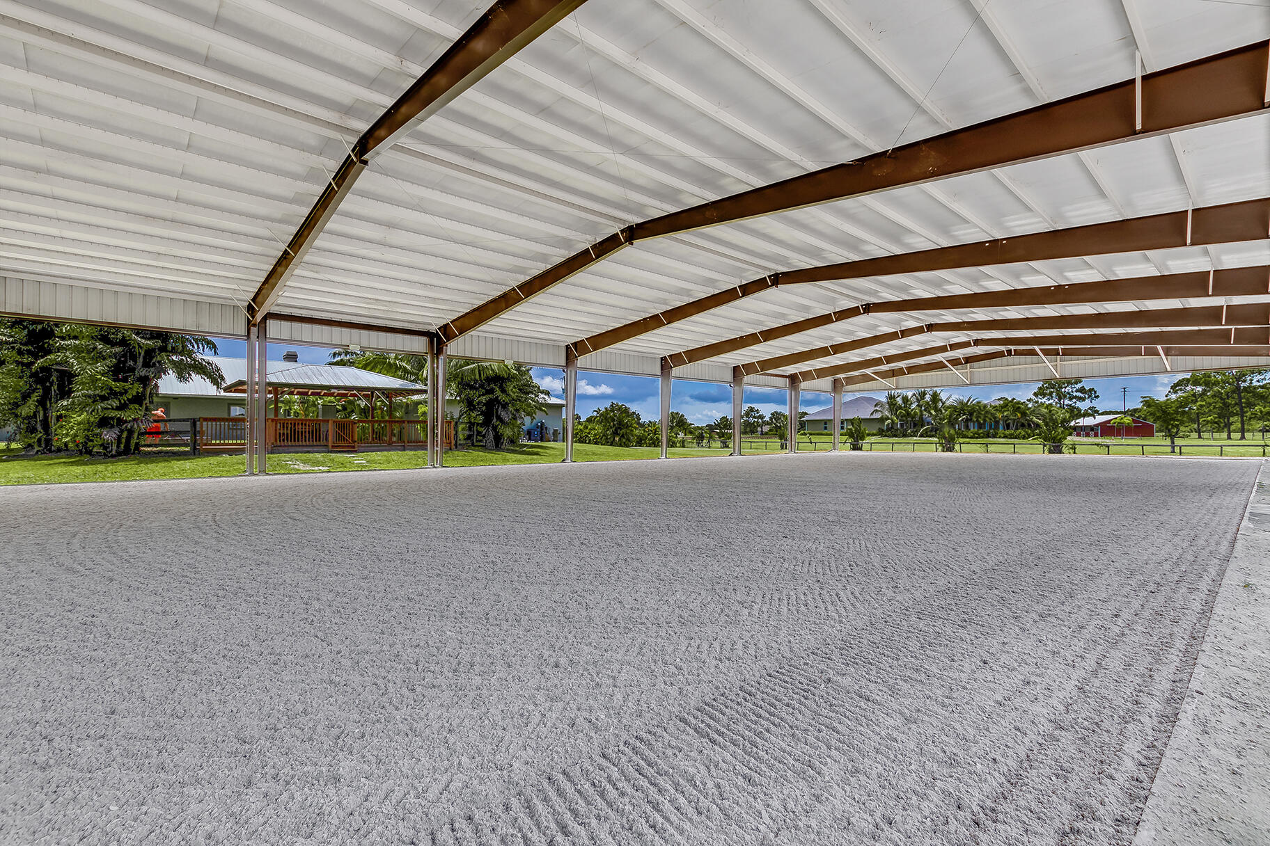 19301 Capet Creek Court Farm