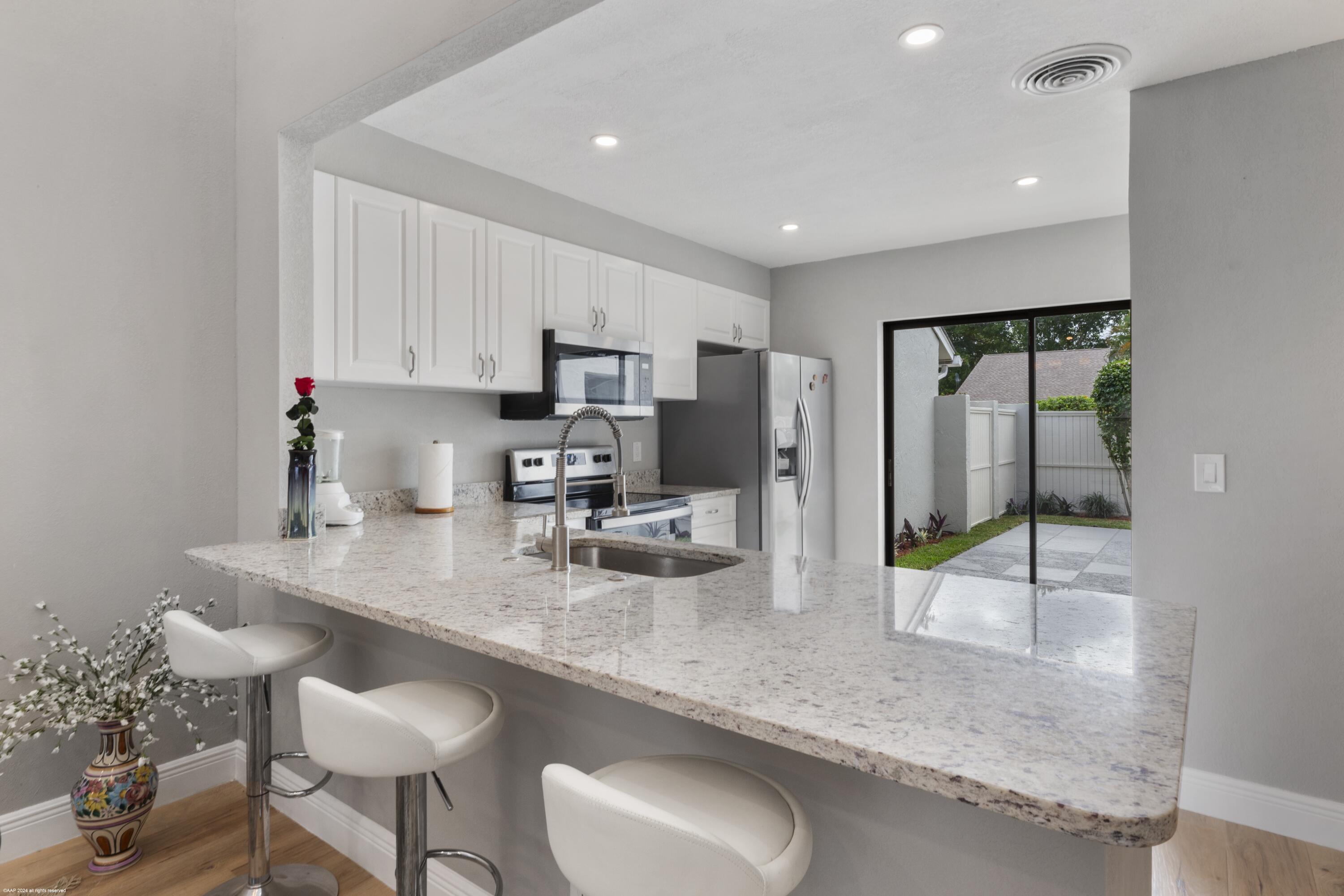 12813 Spinnaker Lane