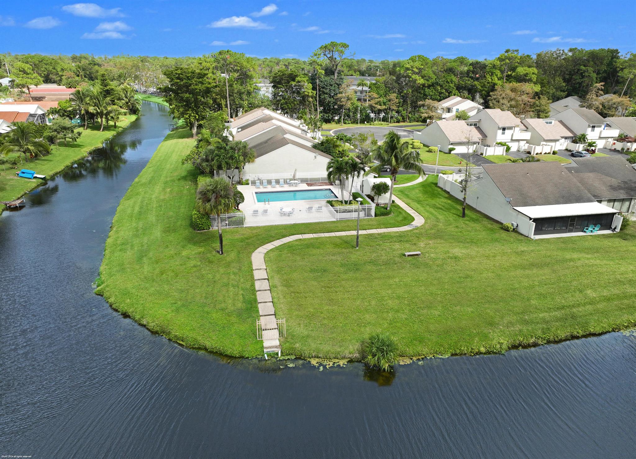 12813 Spinnaker Lane