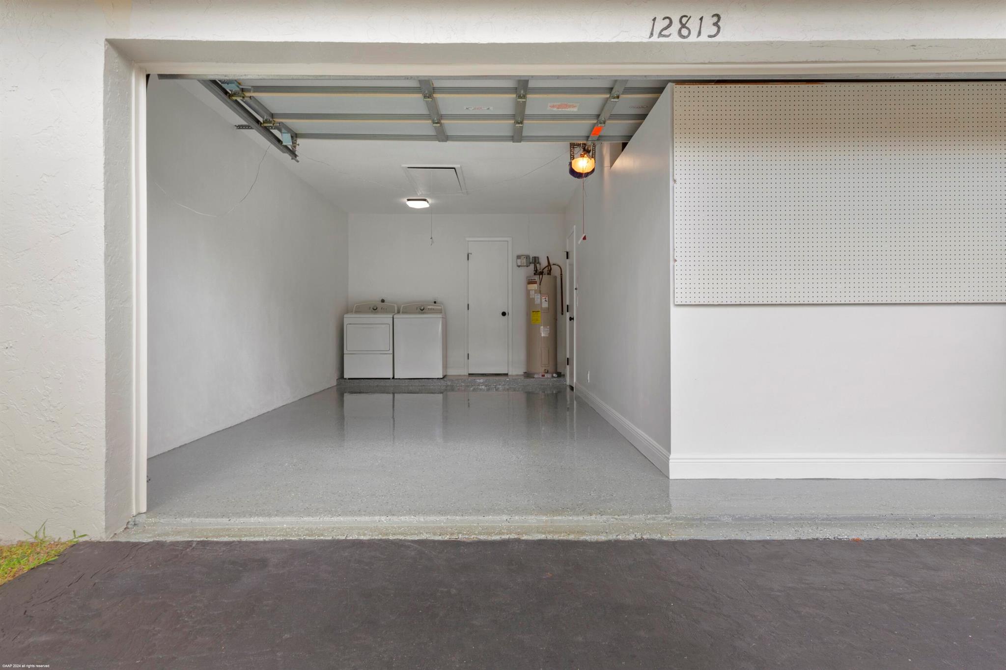 12813 Spinnaker Lane