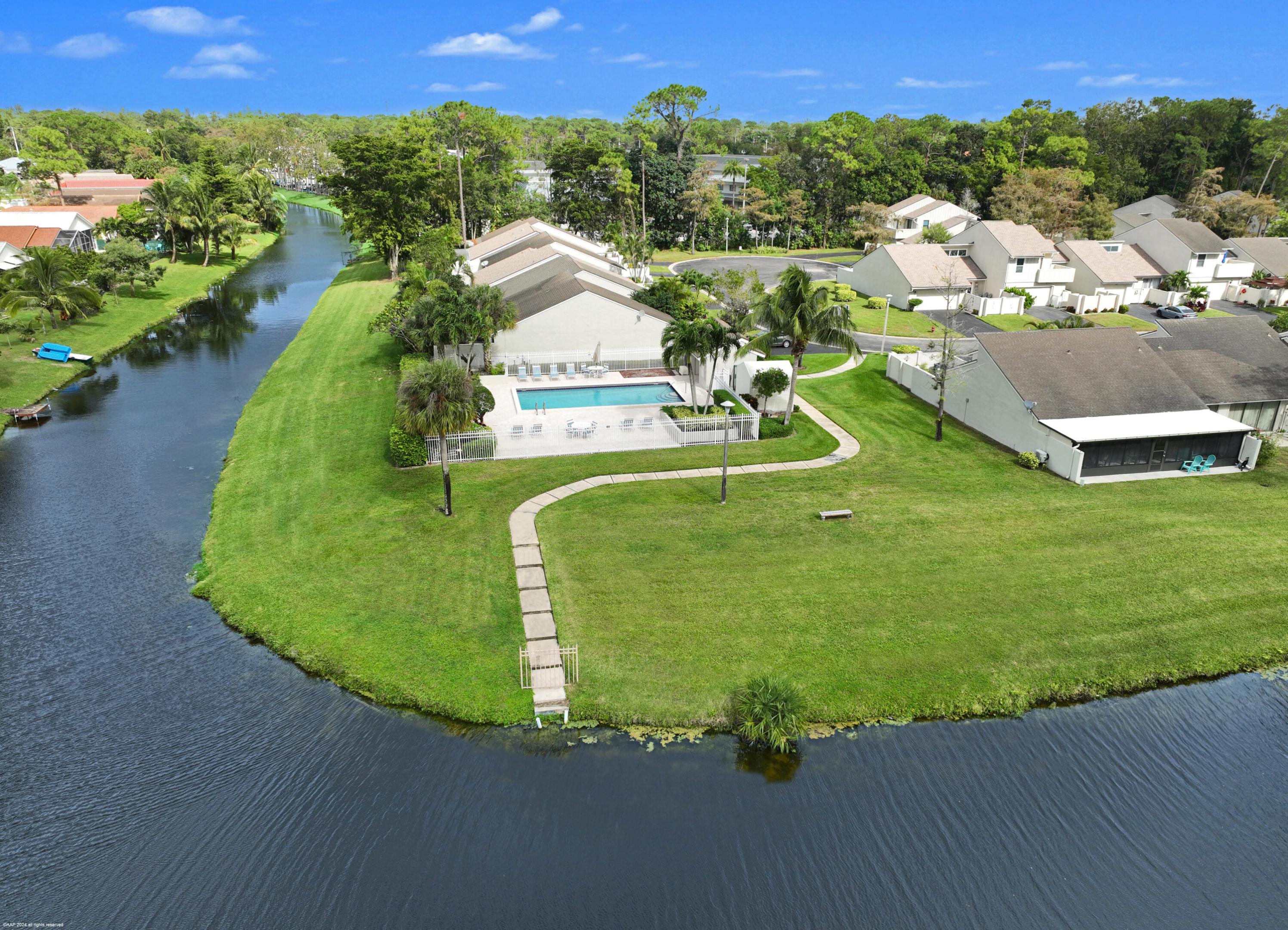 12813 Spinnaker Lane