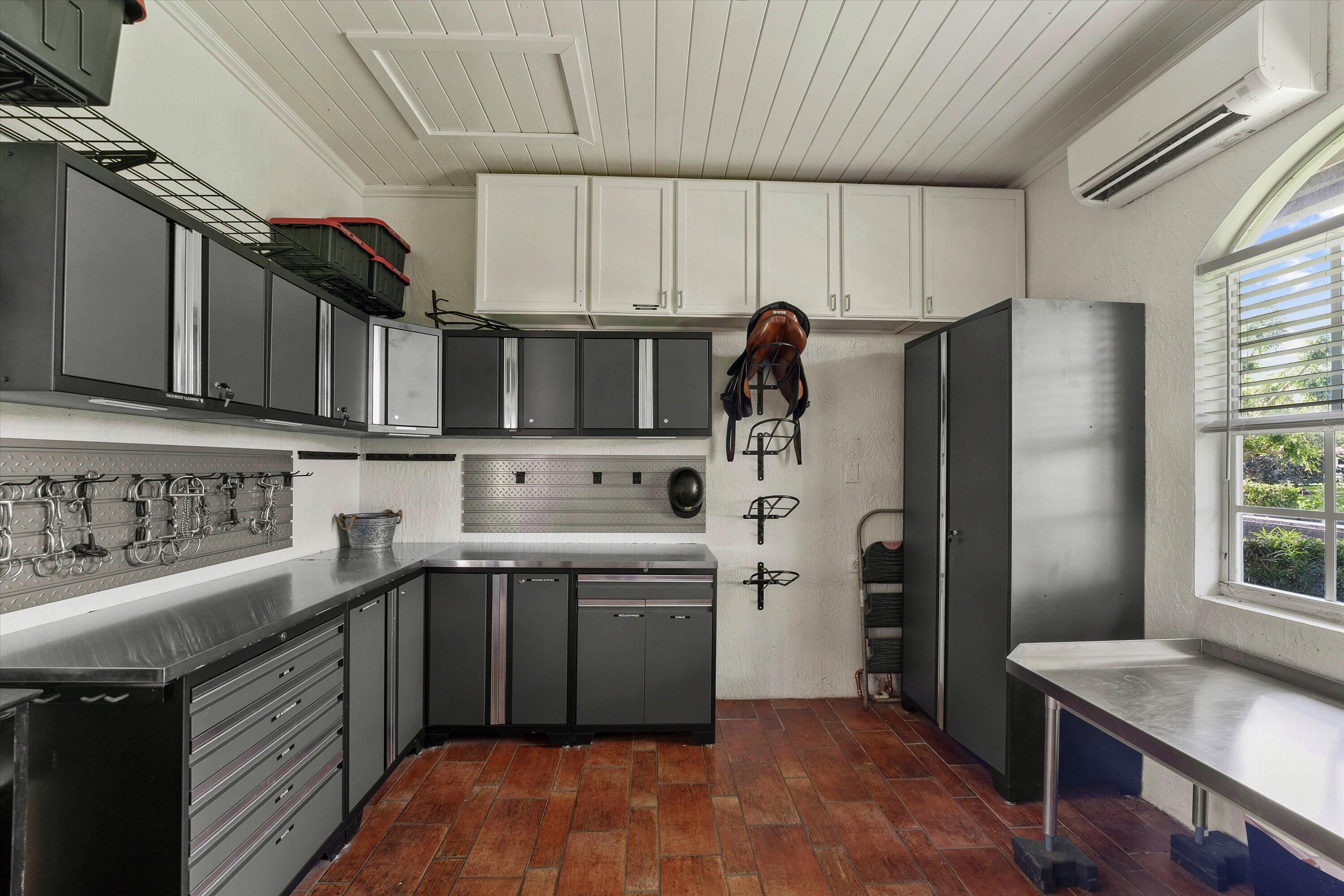 14439 Draft Horse Lane