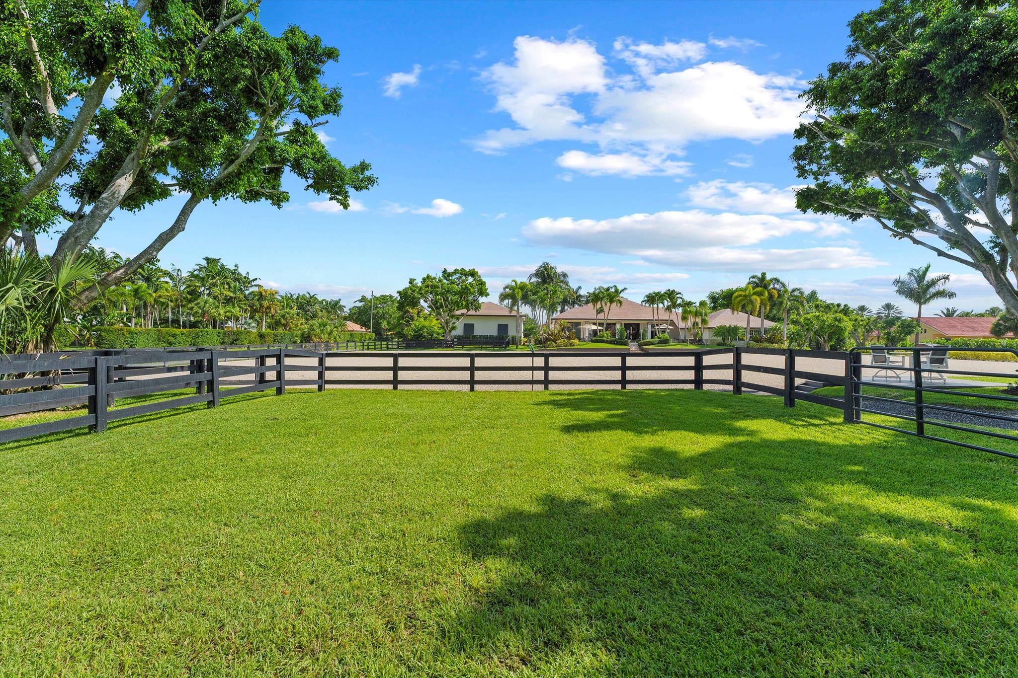 14439 Draft Horse Lane