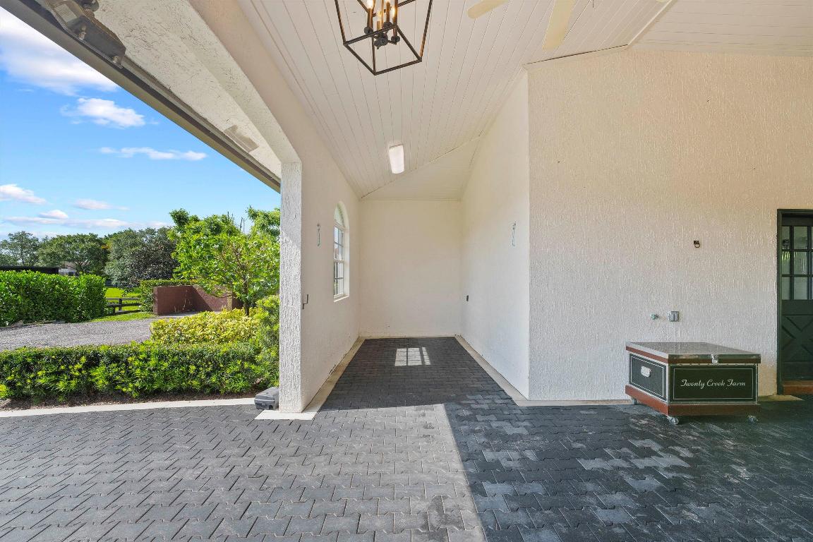 14439 Draft Horse Lane