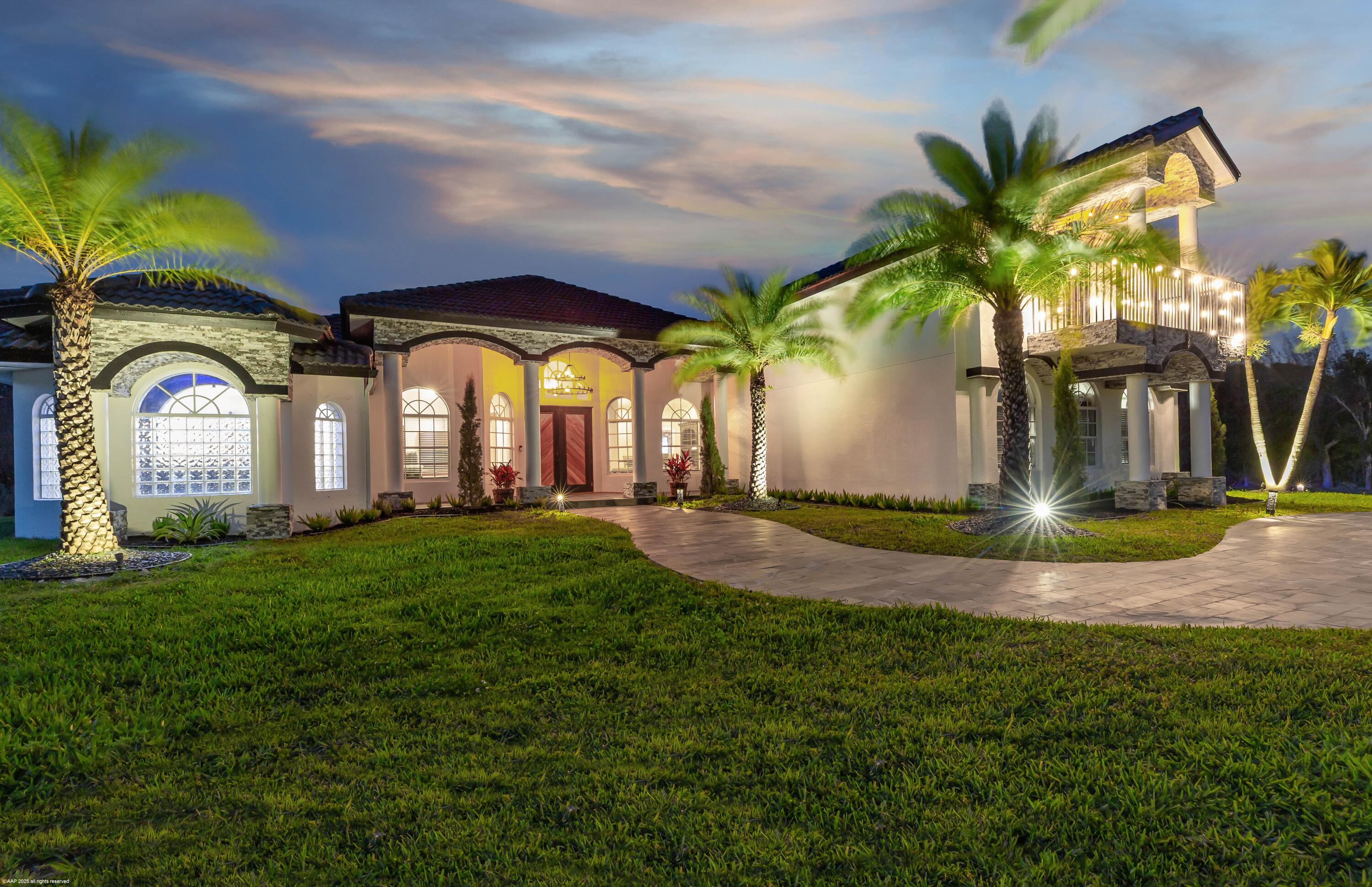 19361 W Sycamore Drive