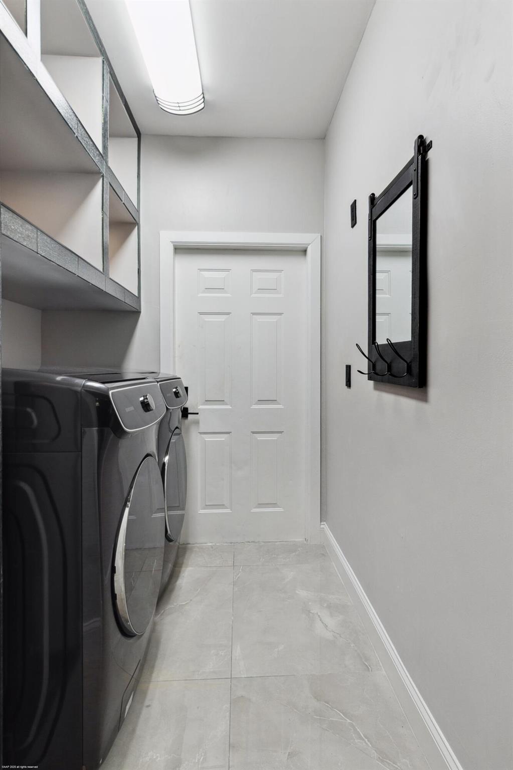 19361 W Sycamore Drive