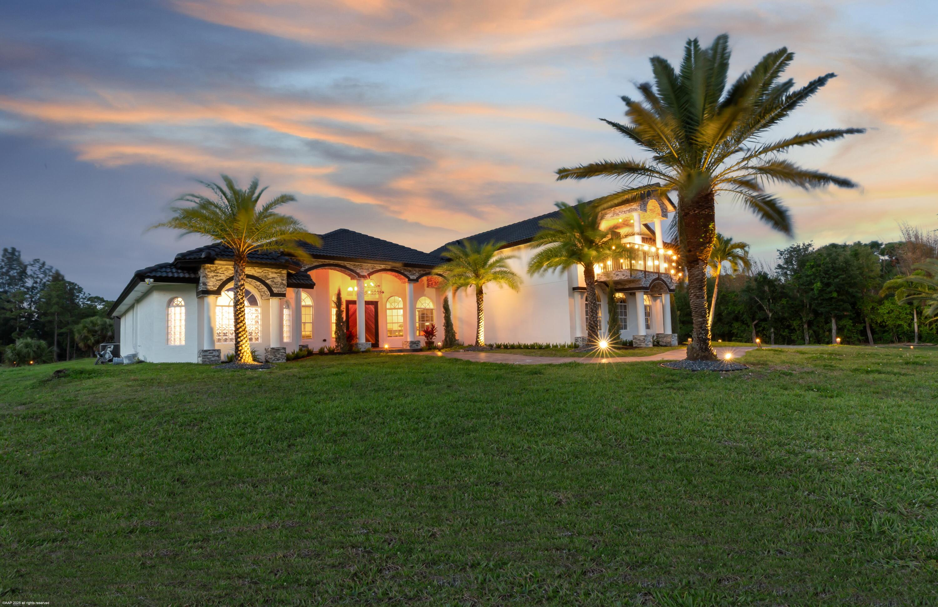 19361 W Sycamore Drive