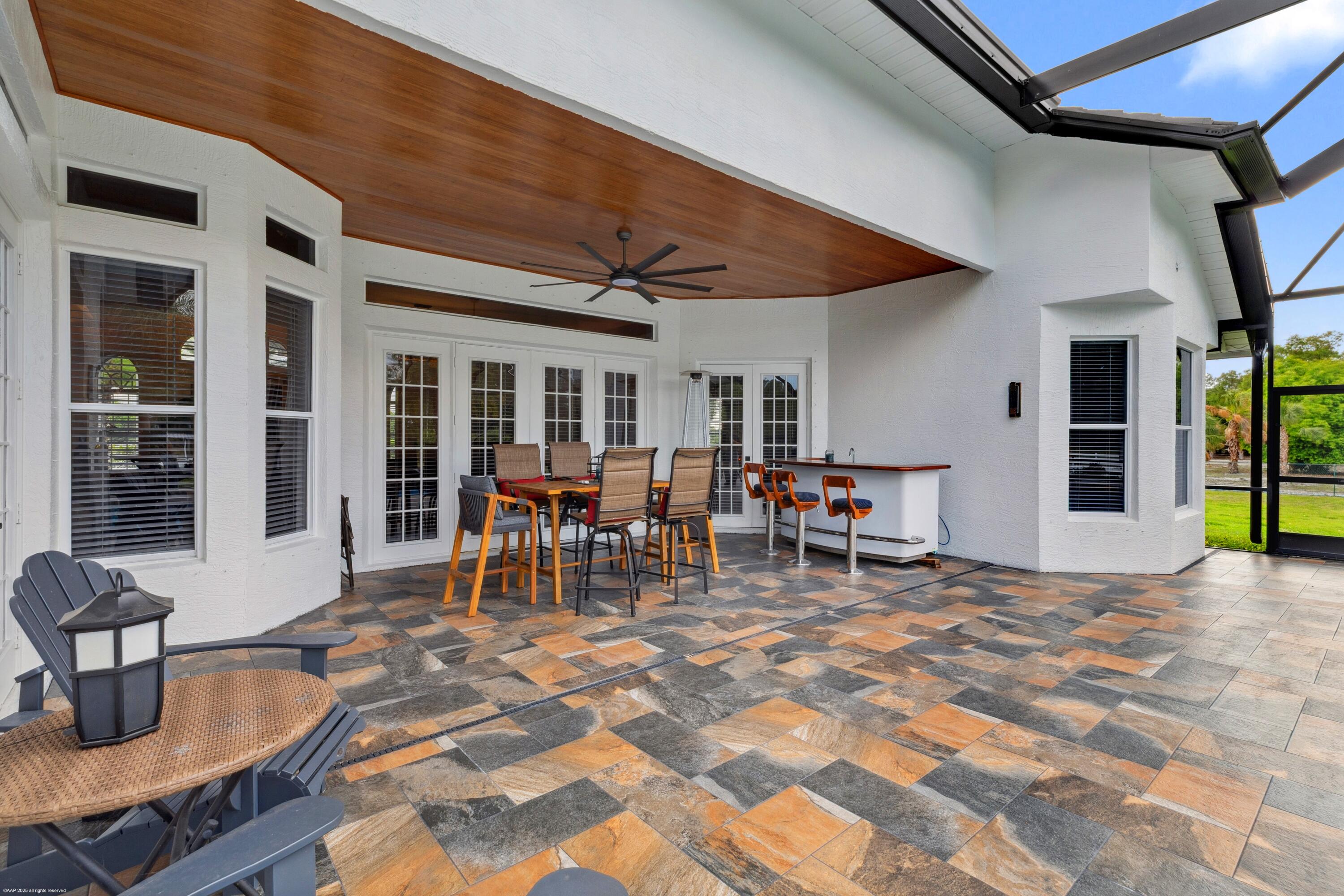 19361 W Sycamore Drive