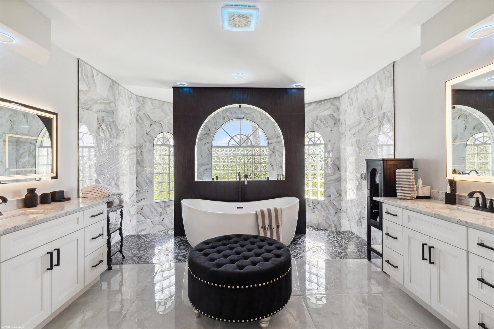 19361 W Sycamore Drive