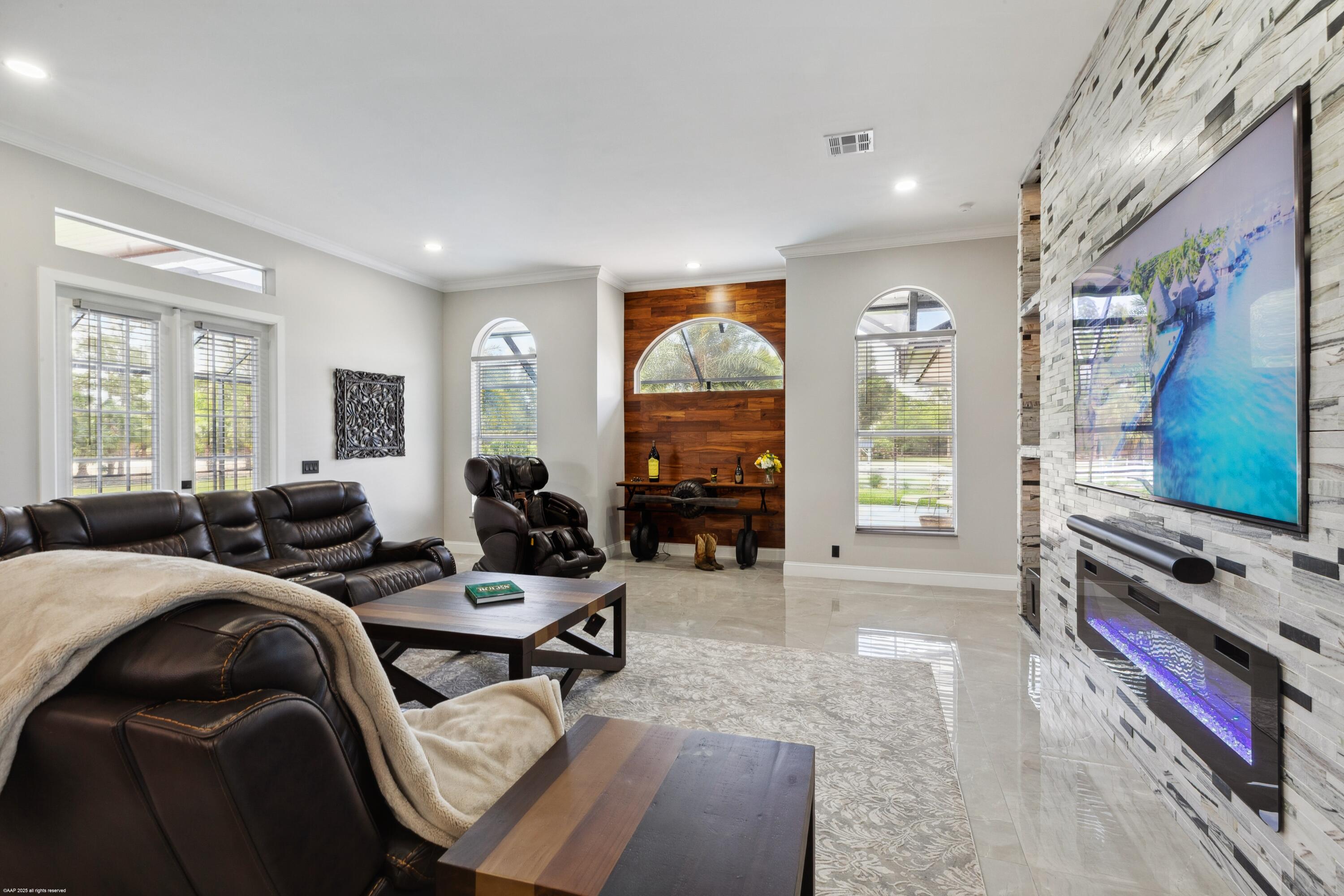 19361 W Sycamore Drive