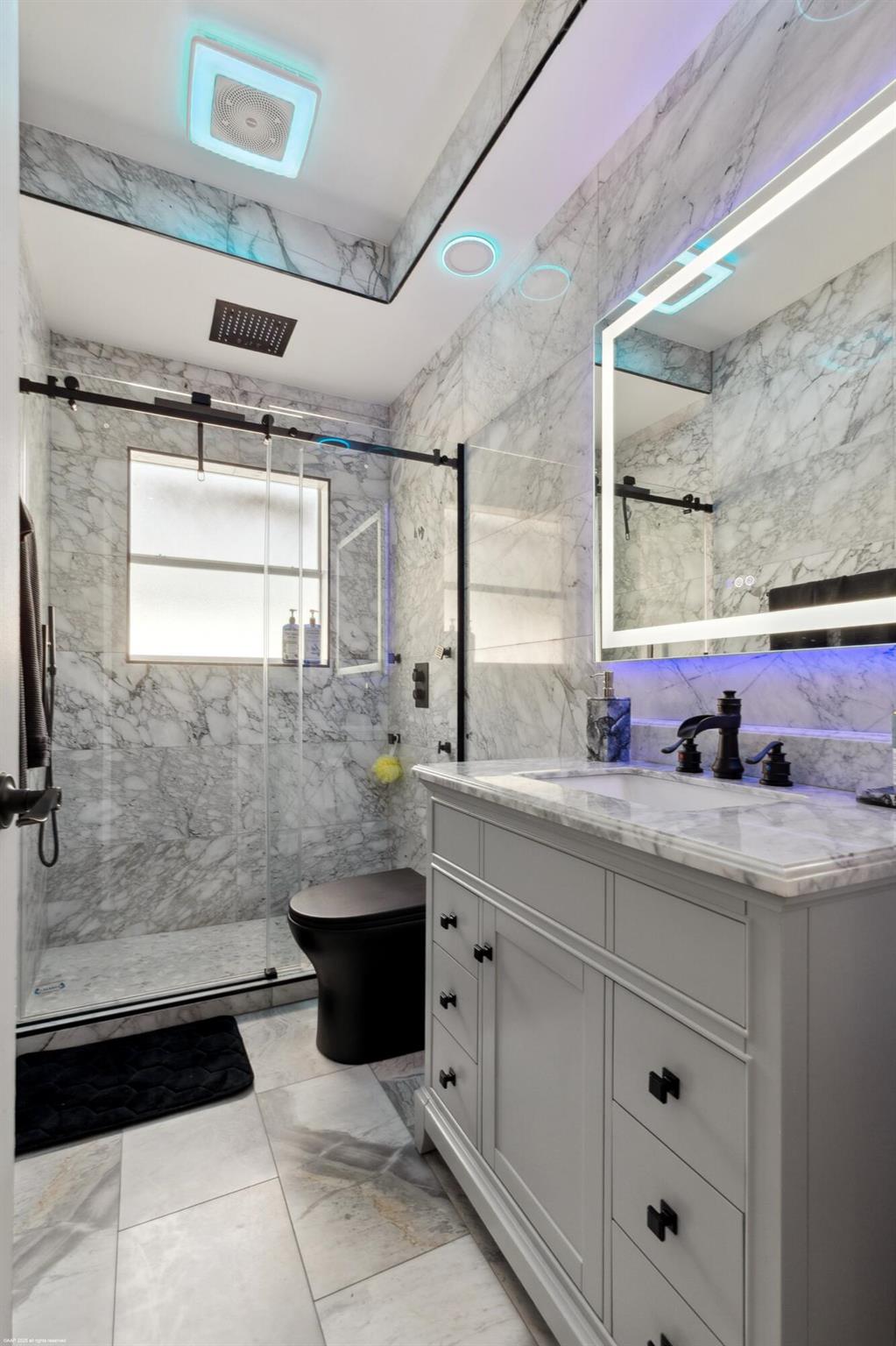 19361 W Sycamore Drive