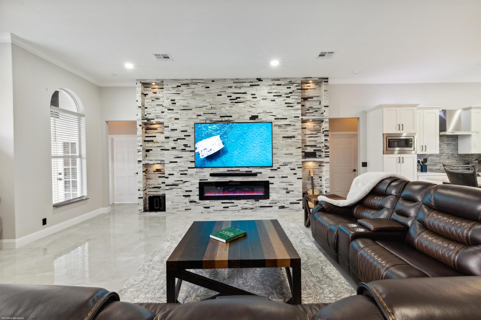 19361 W Sycamore Drive