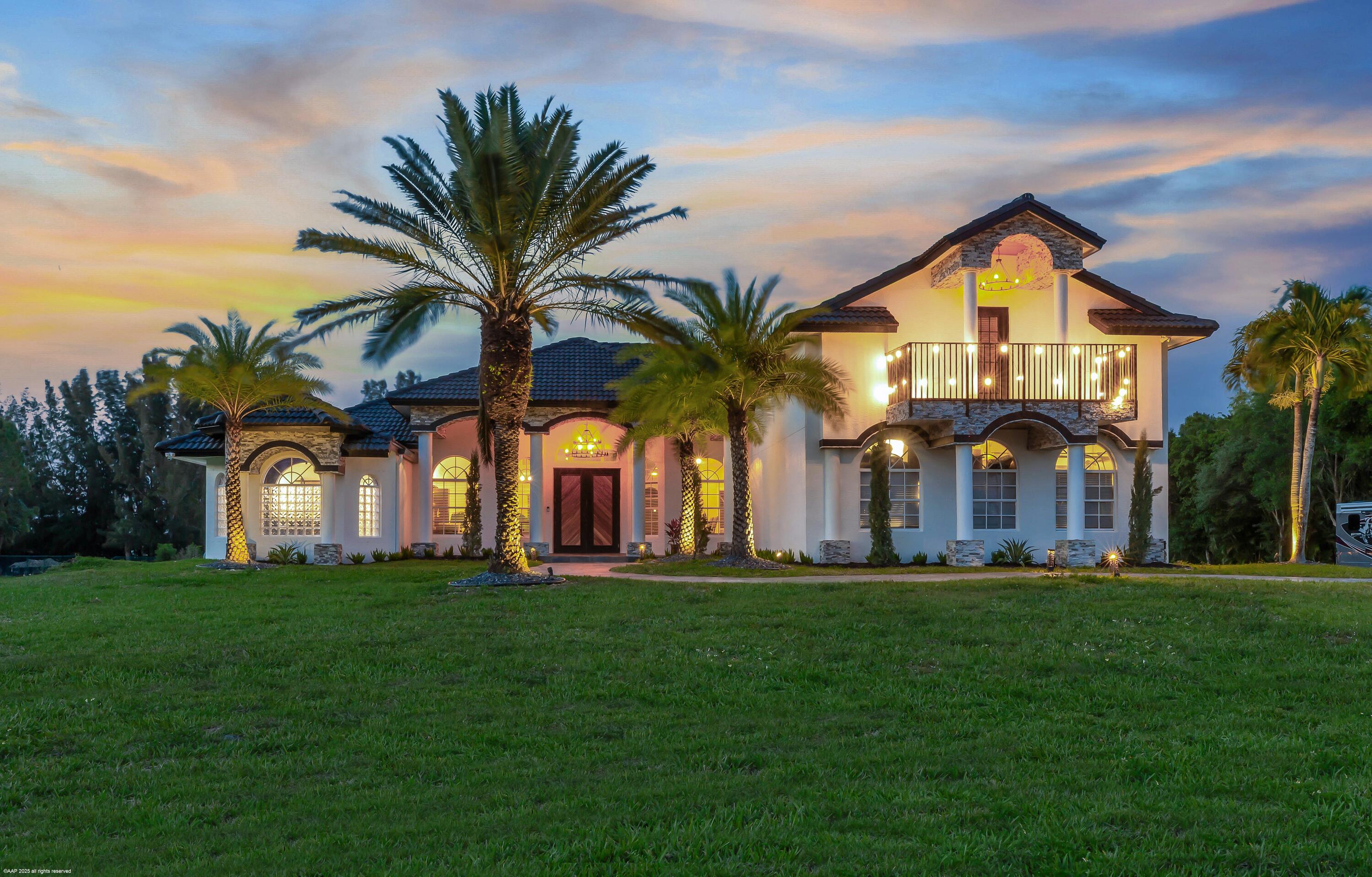 19361 W Sycamore Drive