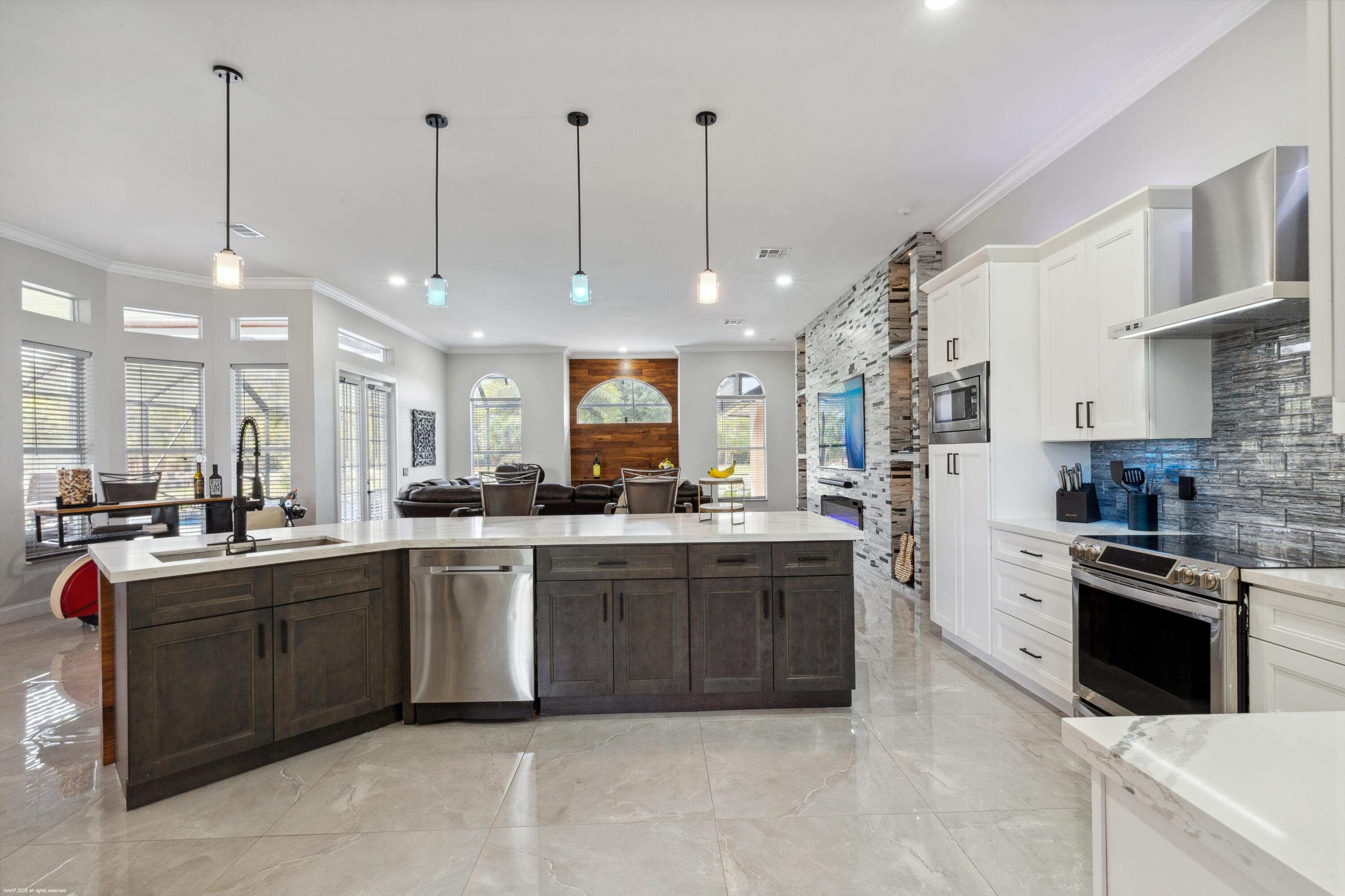 19361 W Sycamore Drive