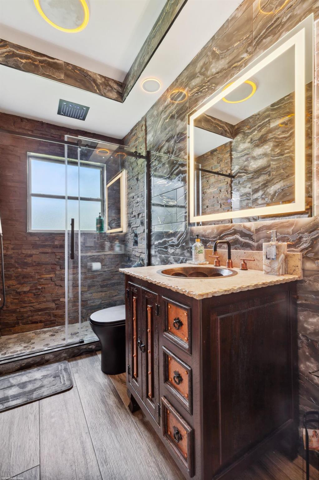 19361 W Sycamore Drive