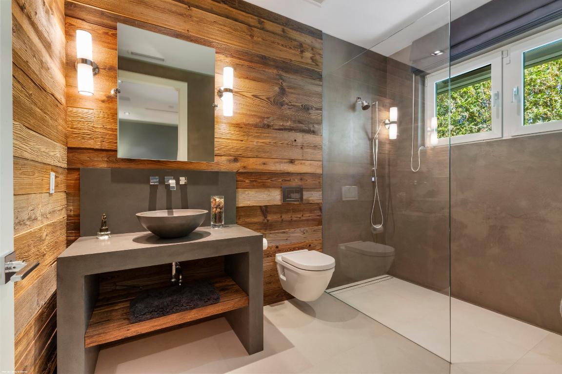 2440 Golf Brook Drive