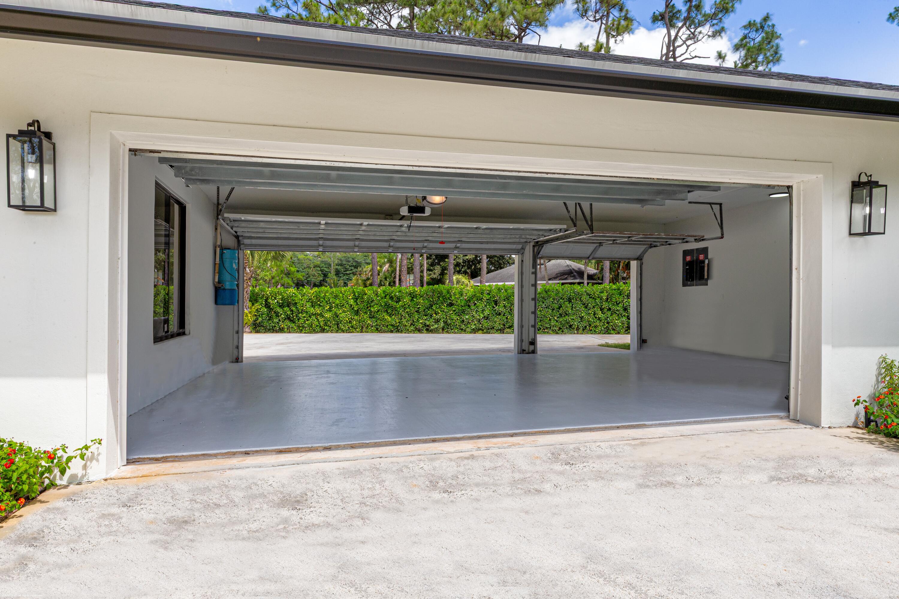 13453 Doubletree Trail