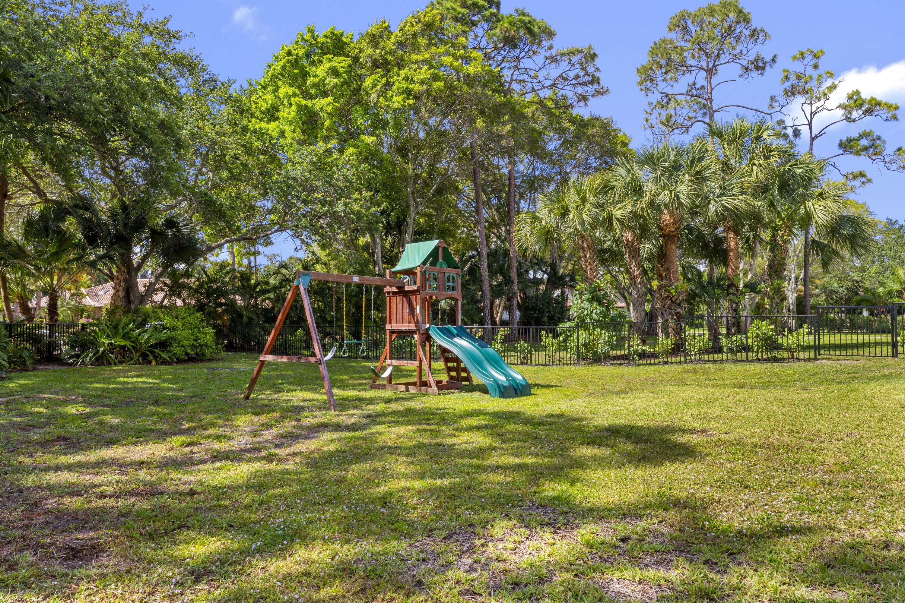 13453 Doubletree Trail