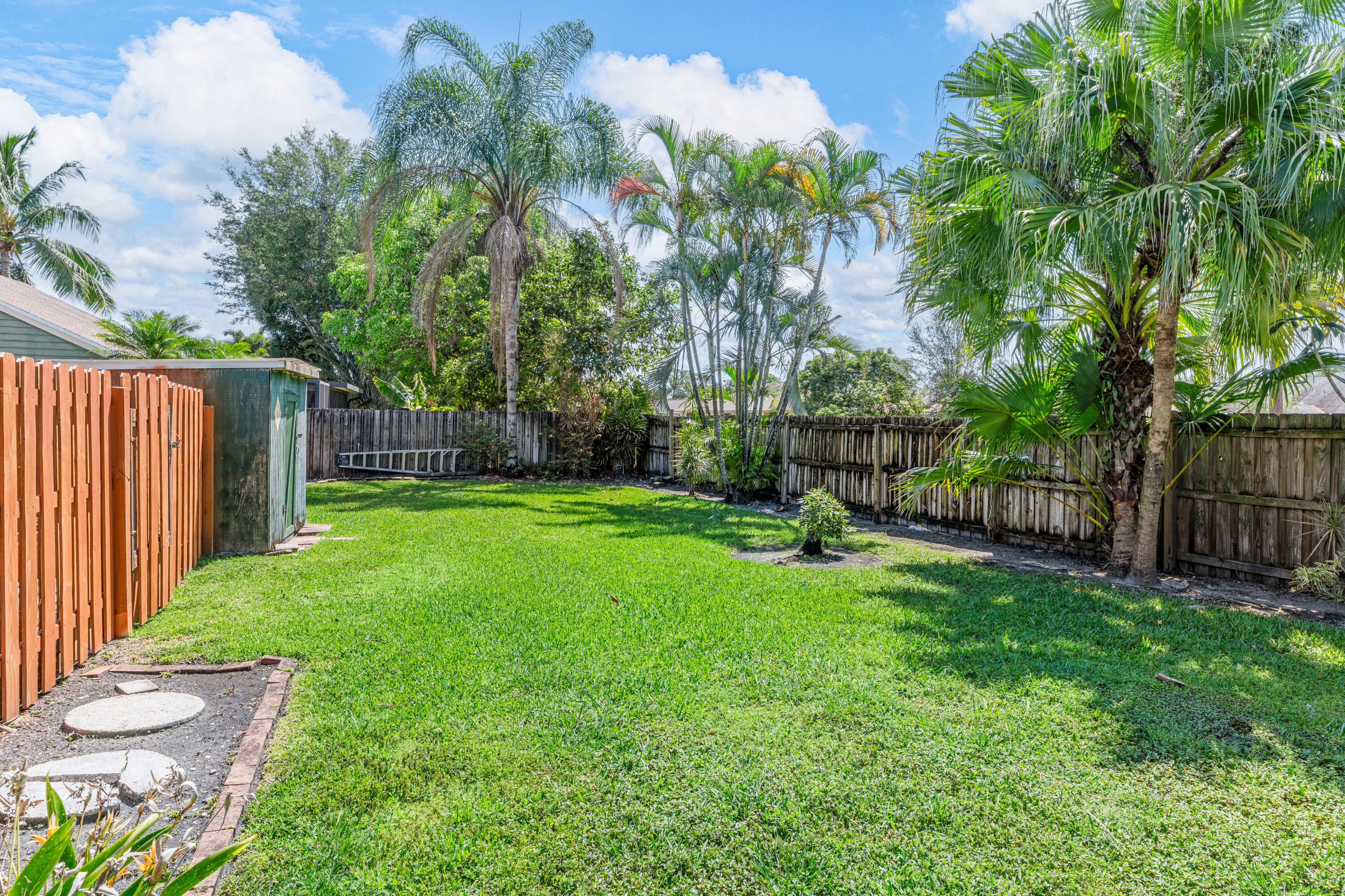 548 Sweet Wood Way
