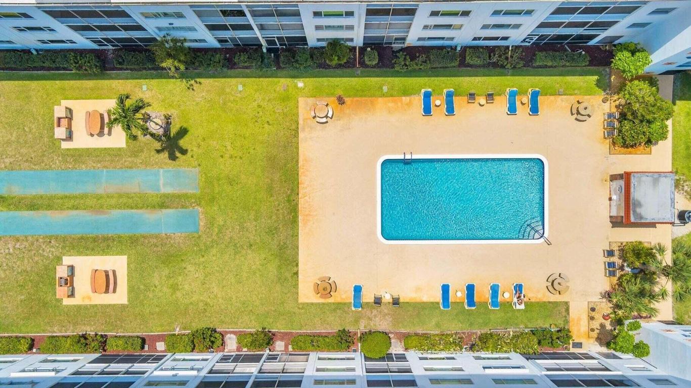 4500 N N Flagler Drive Drive A10