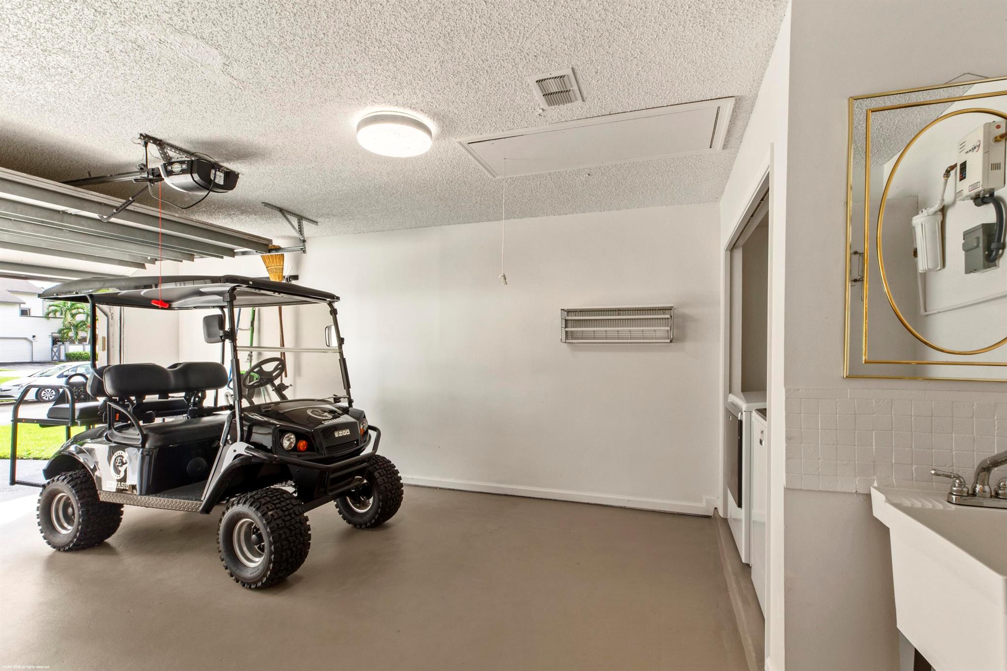 13424 Bedford Mews Court