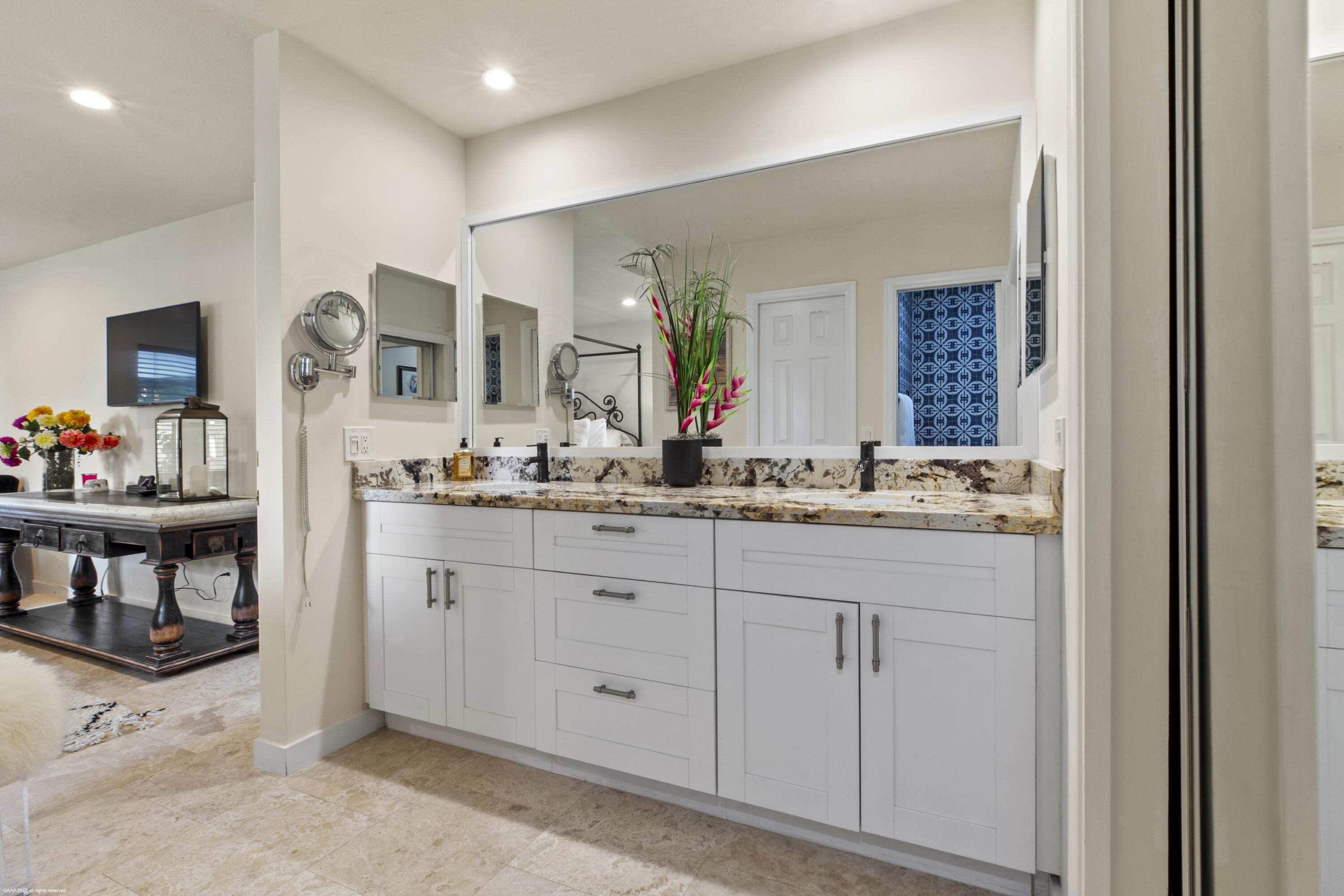 13424 Bedford Mews Court