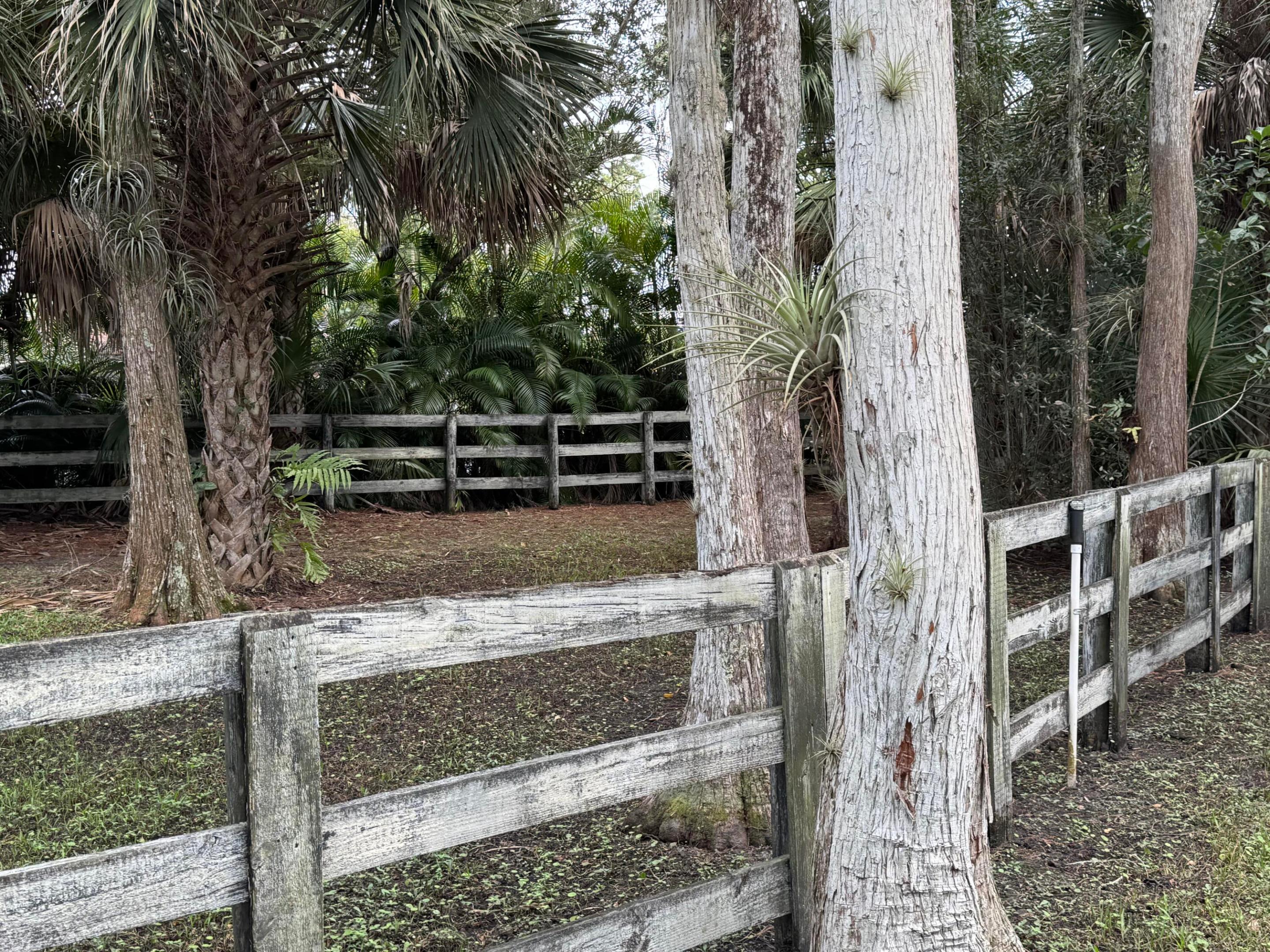 13106 Bryan Road Road