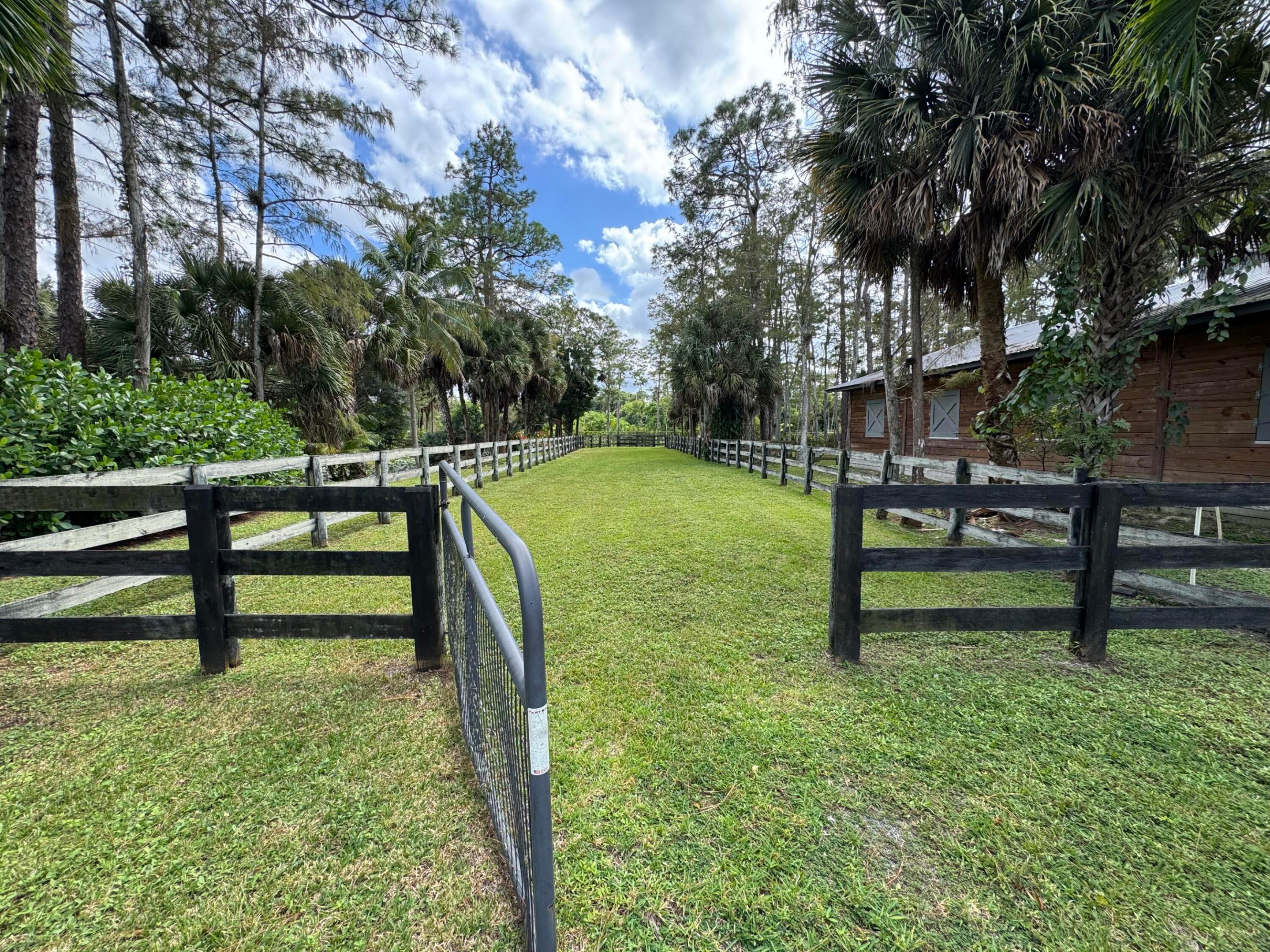 13106 Bryan Road Road