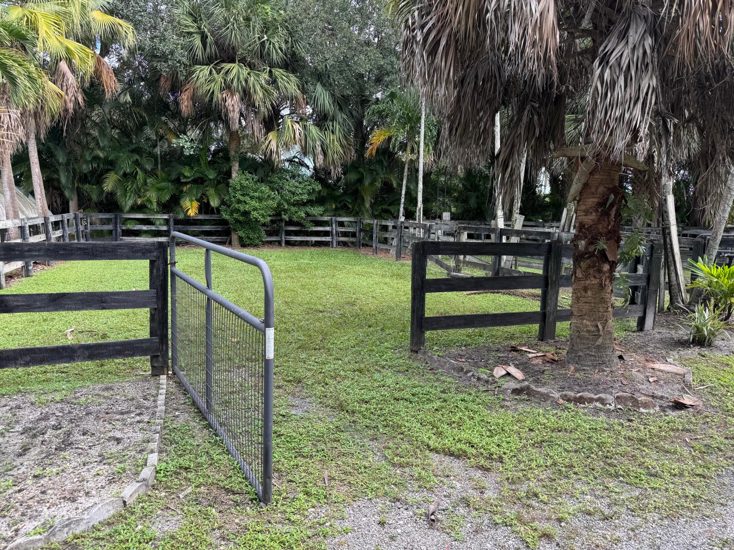 13106 Bryan Road Road