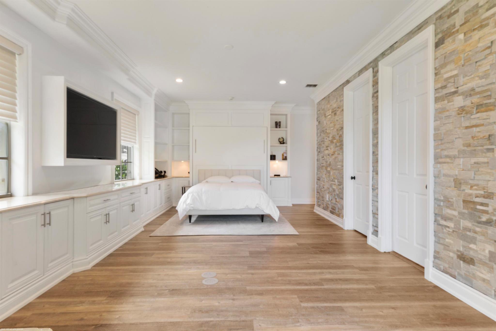 14439 Draft Horse Lane