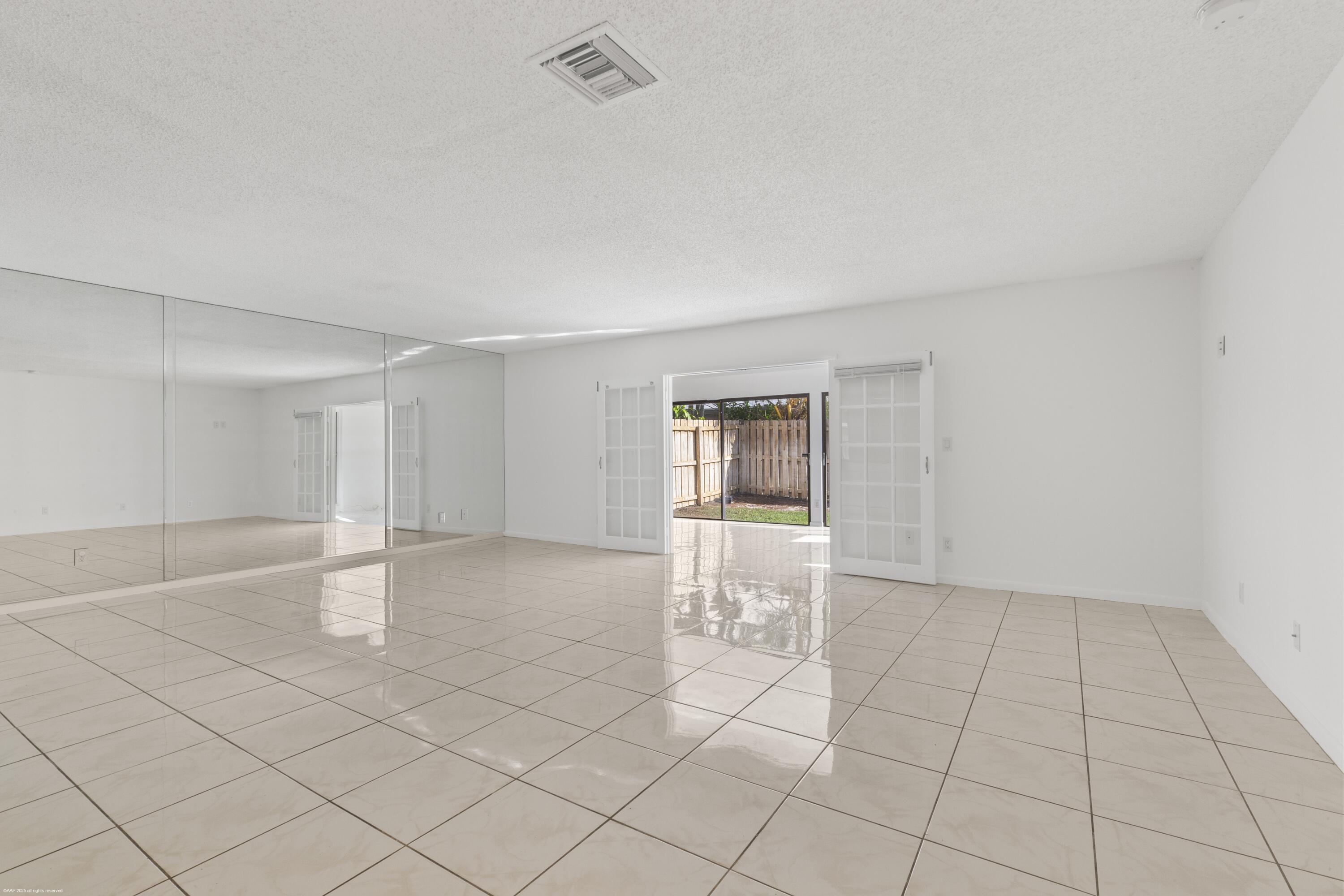 11927 Suellen Circle