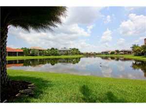 10679 Versailles Boulevard