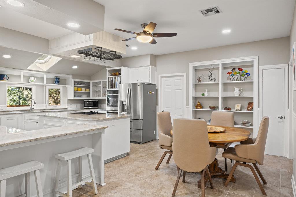 126 County Road 420 RD, Spicewood