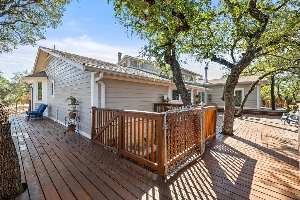 126 County Road 420 RD, Spicewood