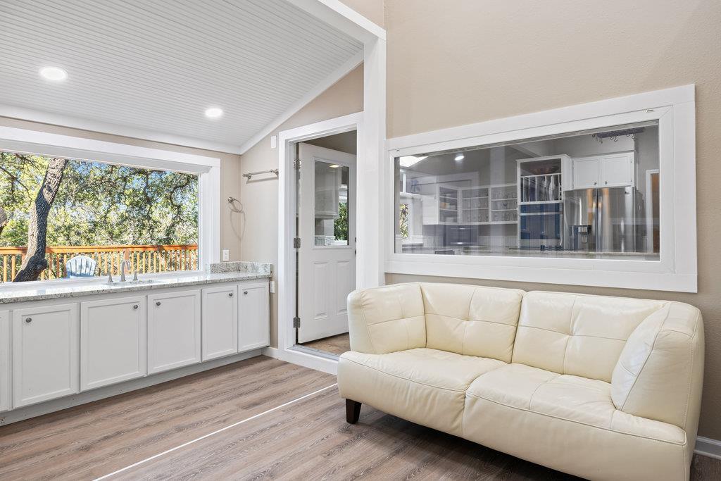 126 County Road 420 RD, Spicewood