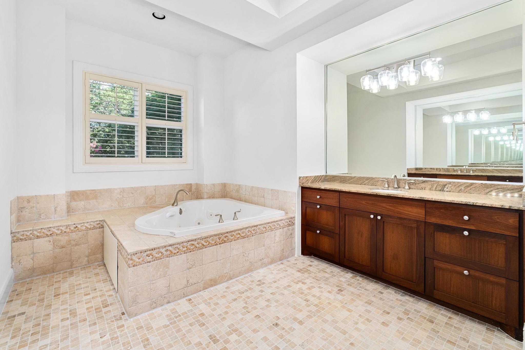 1101 Sprague LN