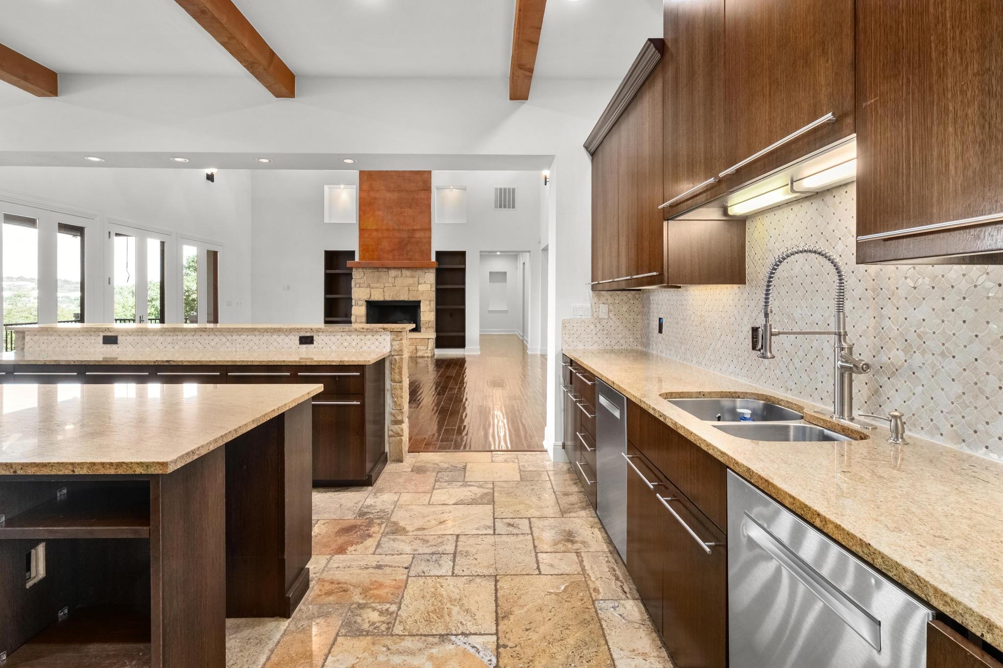 1101 Sprague LN