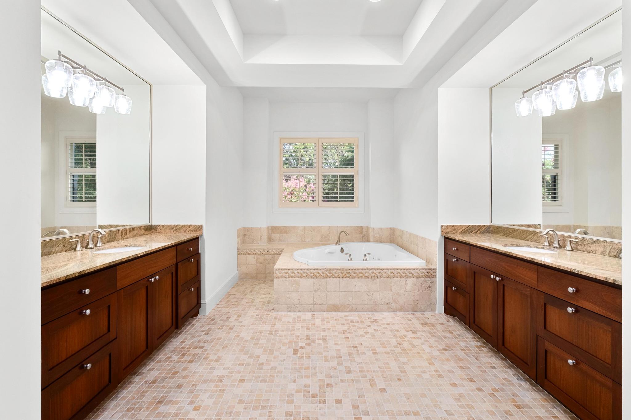 1101 Sprague LN
