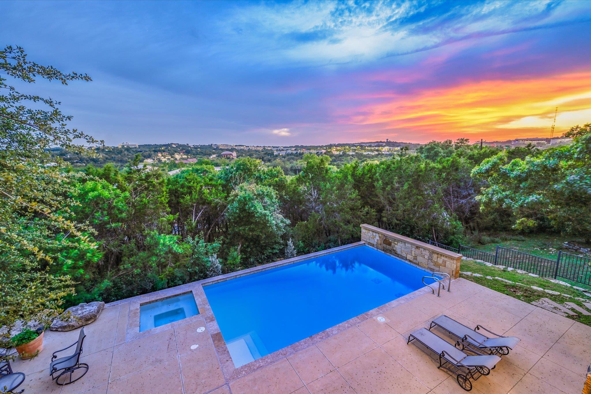 1101 Sprague LN